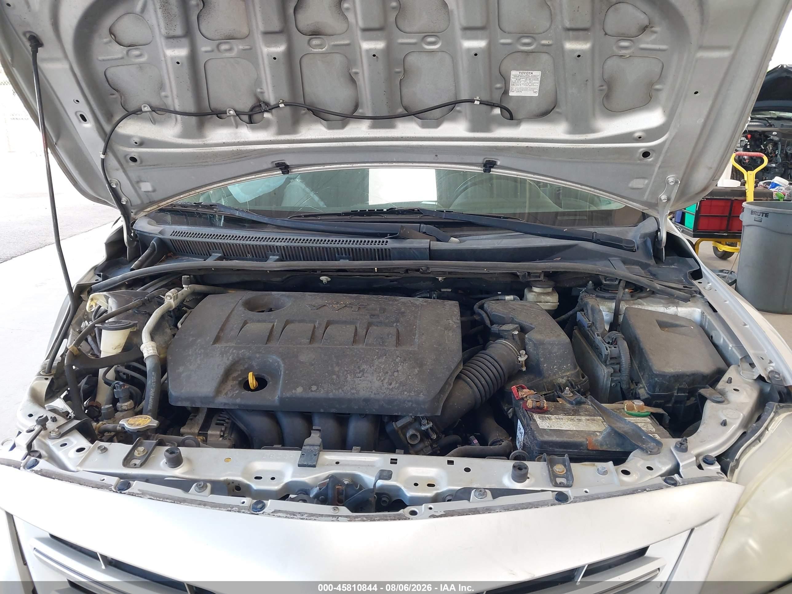2013 Toyota Corolla Le Silver vin: 5YFBU4EE5DP159116