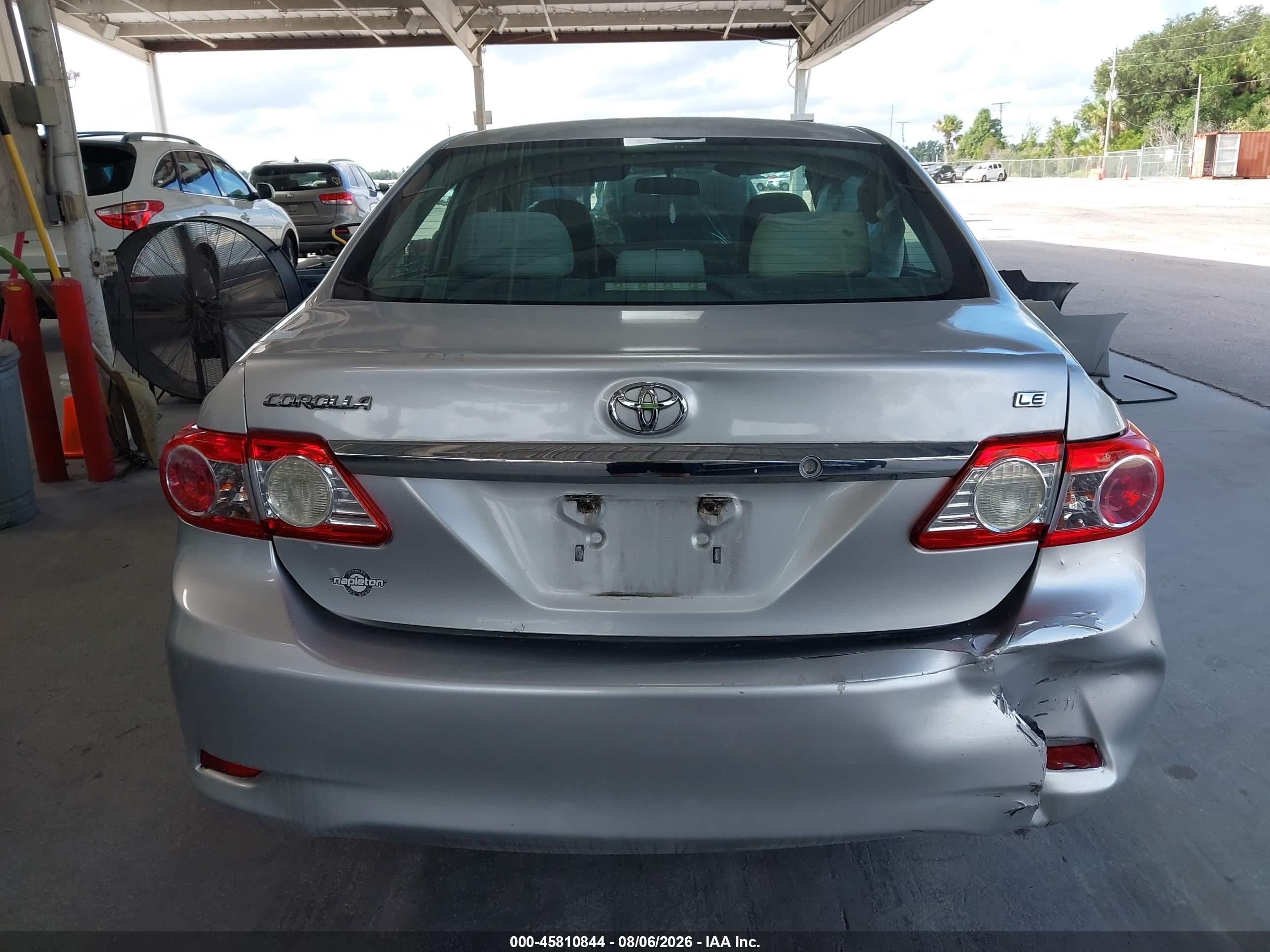 2013 Toyota Corolla Le Silver vin: 5YFBU4EE5DP159116
