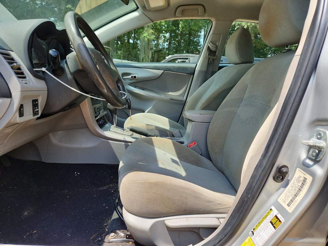 2013 Toyota Corolla Le Silver vin: 5YFBU4EE5DP159388