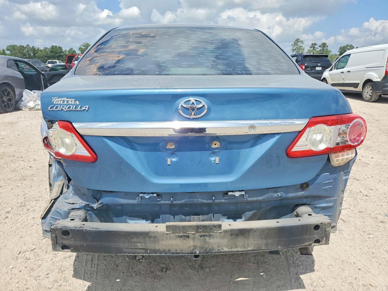 2013 Toyota Corolla L Blue vin: 5YFBU4EE5DP162758