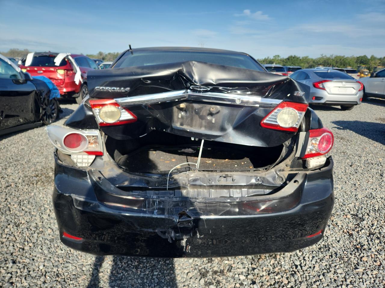 2013 Toyota Corolla Le Black vin: 5YFBU4EE5DP166664