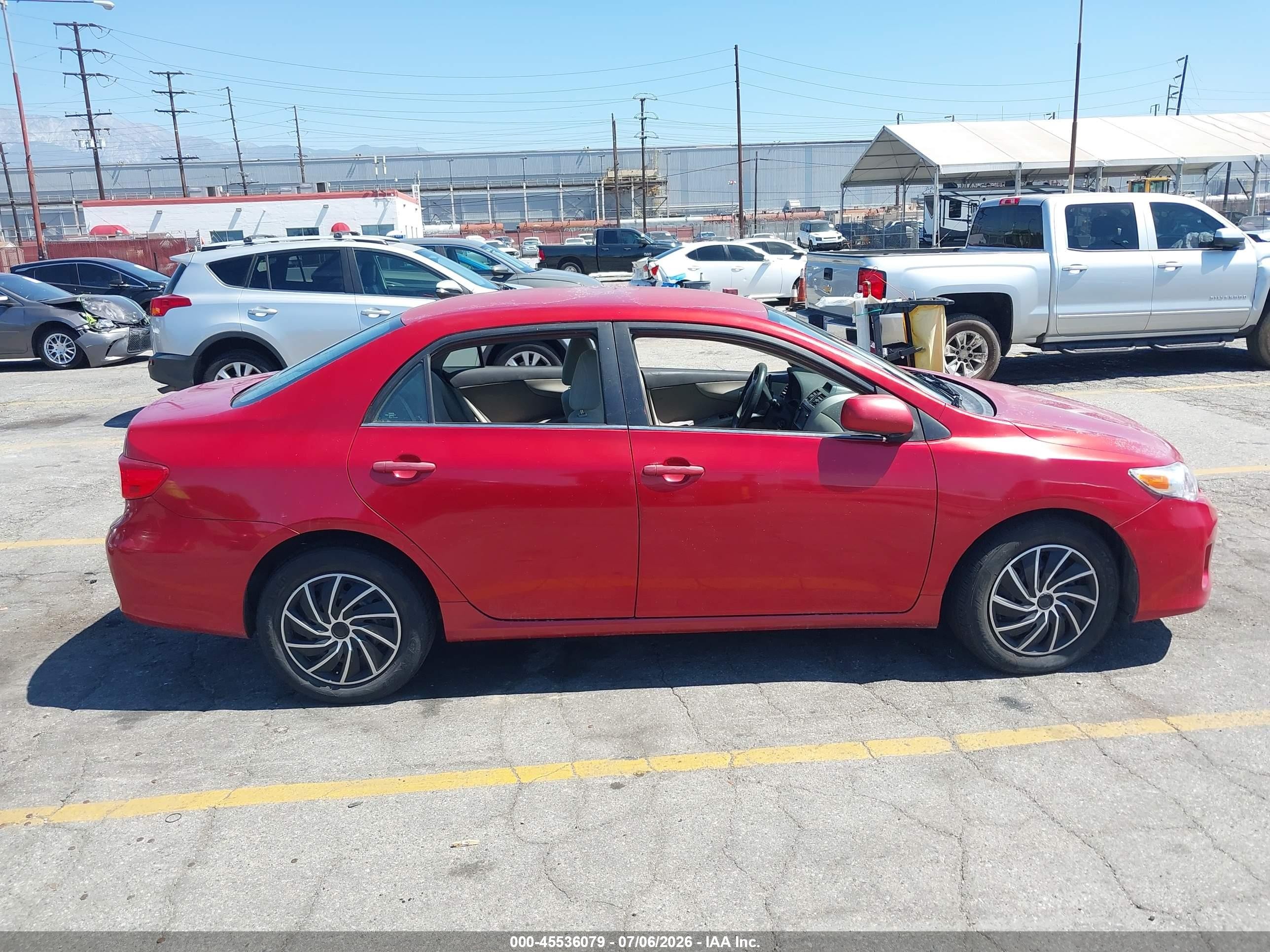 2013 Toyota Corolla Le Красный vin: 5YFBU4EE5DP167006
