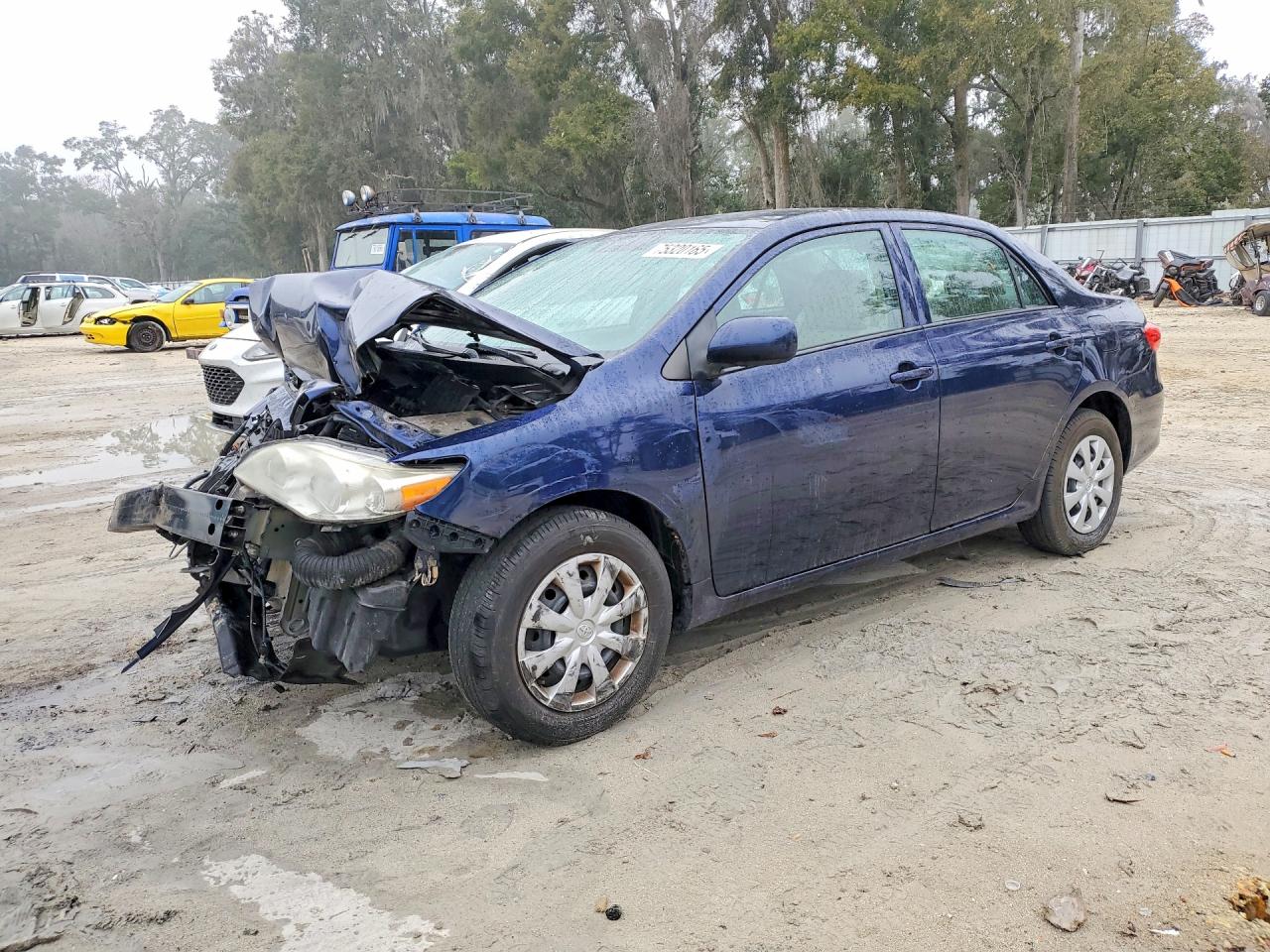 2013 Toyota Corolla L Blue vin: 5YFBU4EE5DP172609