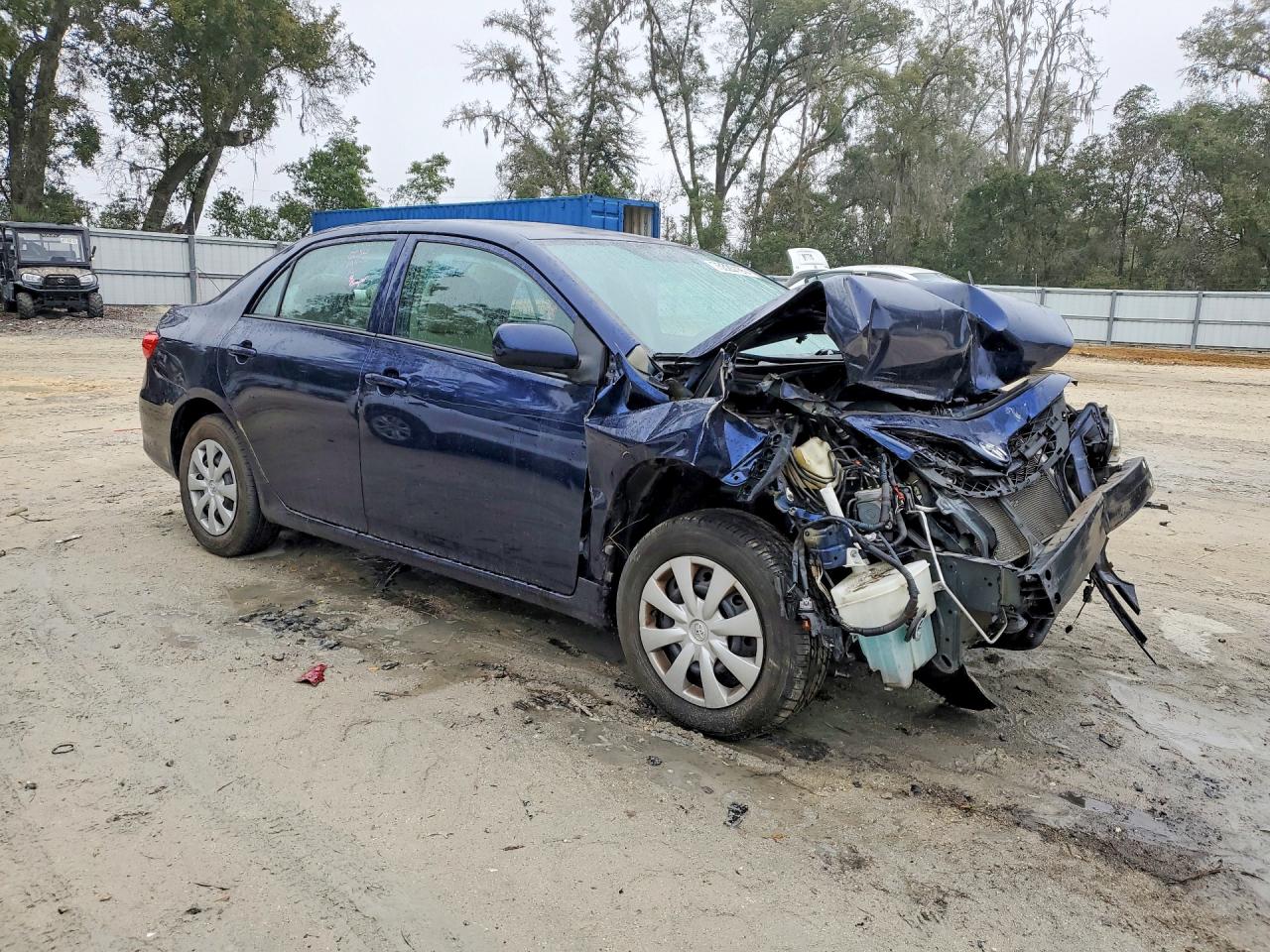 2013 Toyota Corolla L Blue vin: 5YFBU4EE5DP172609