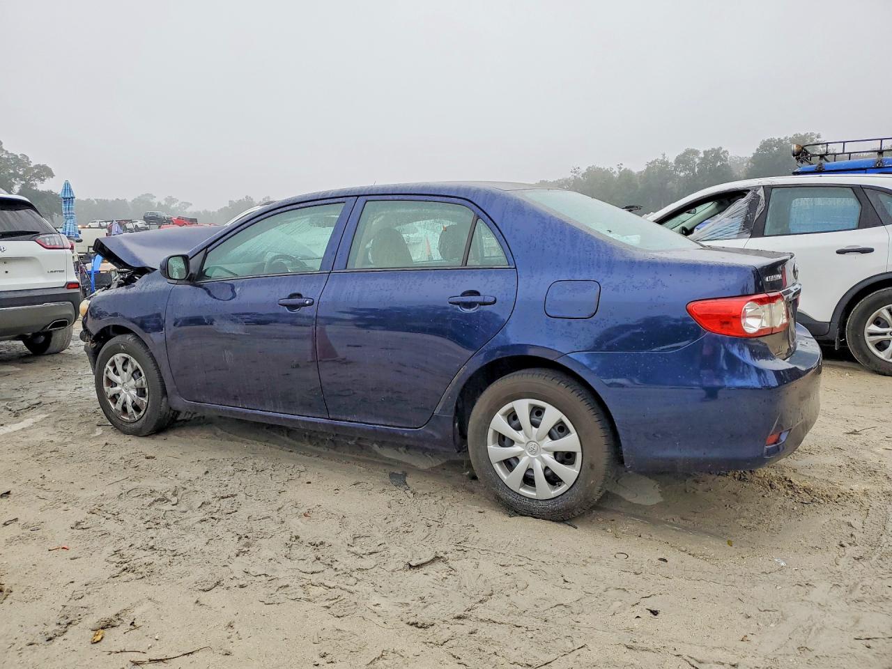 2013 Toyota Corolla L Blue vin: 5YFBU4EE5DP172609