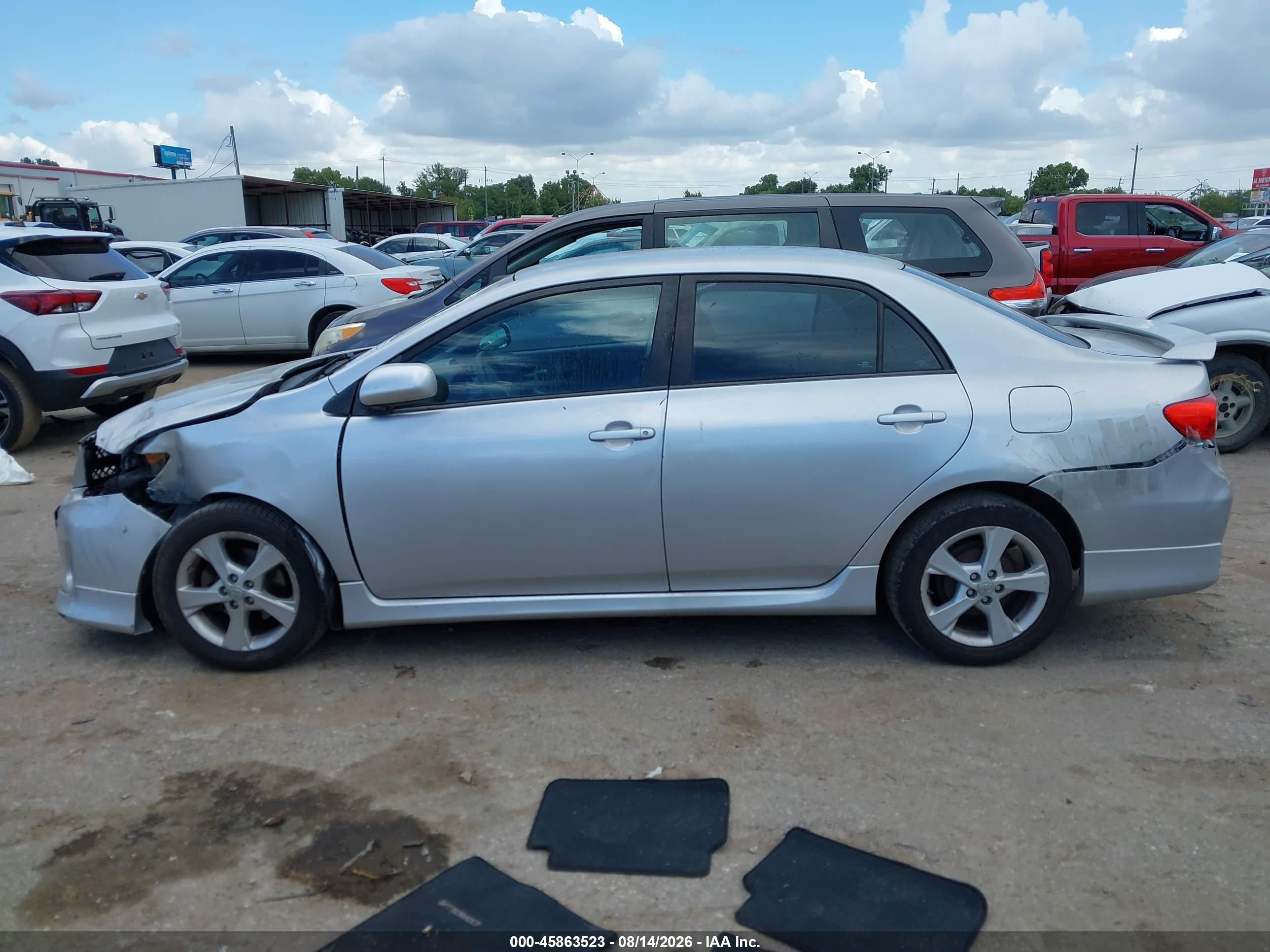 2013 Toyota Corolla S Silver vin: 5YFBU4EE5DP179558