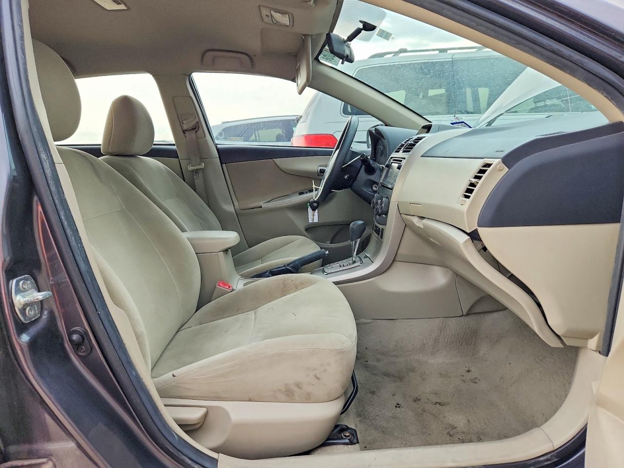 2013 Toyota Corolla Le Gray vin: 5YFBU4EE5DP186946