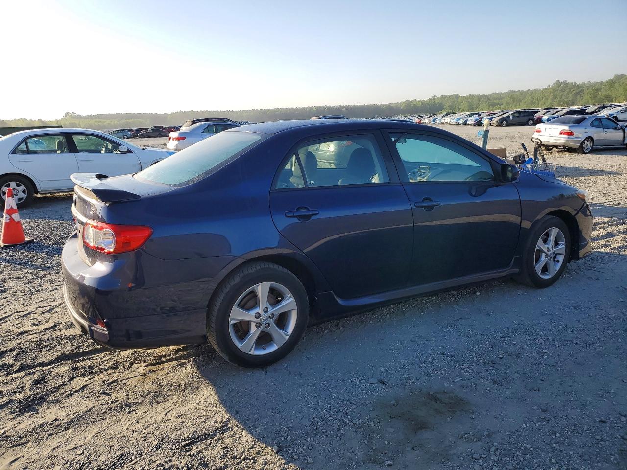 2013 Toyota Corolla S Blue vin: 5YFBU4EE5DP187658