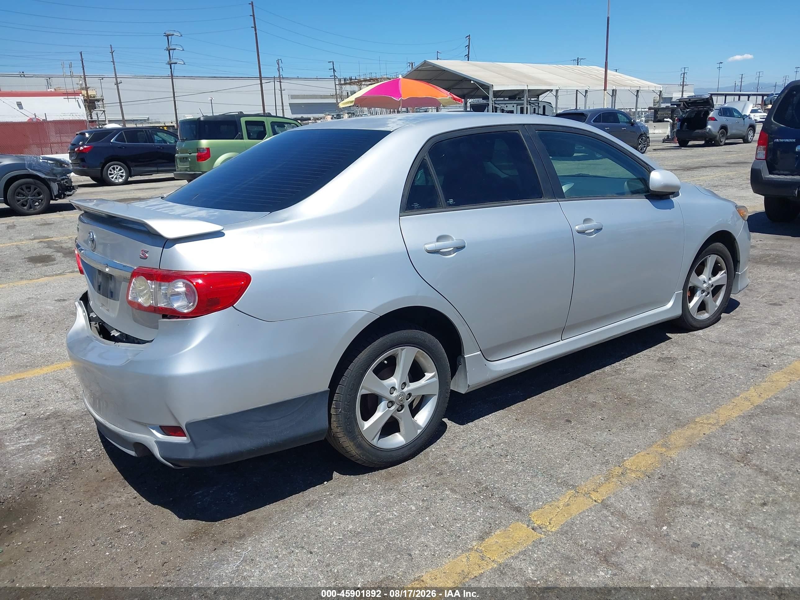 2013 Toyota Corolla S Silver vin: 5YFBU4EE5DP188003