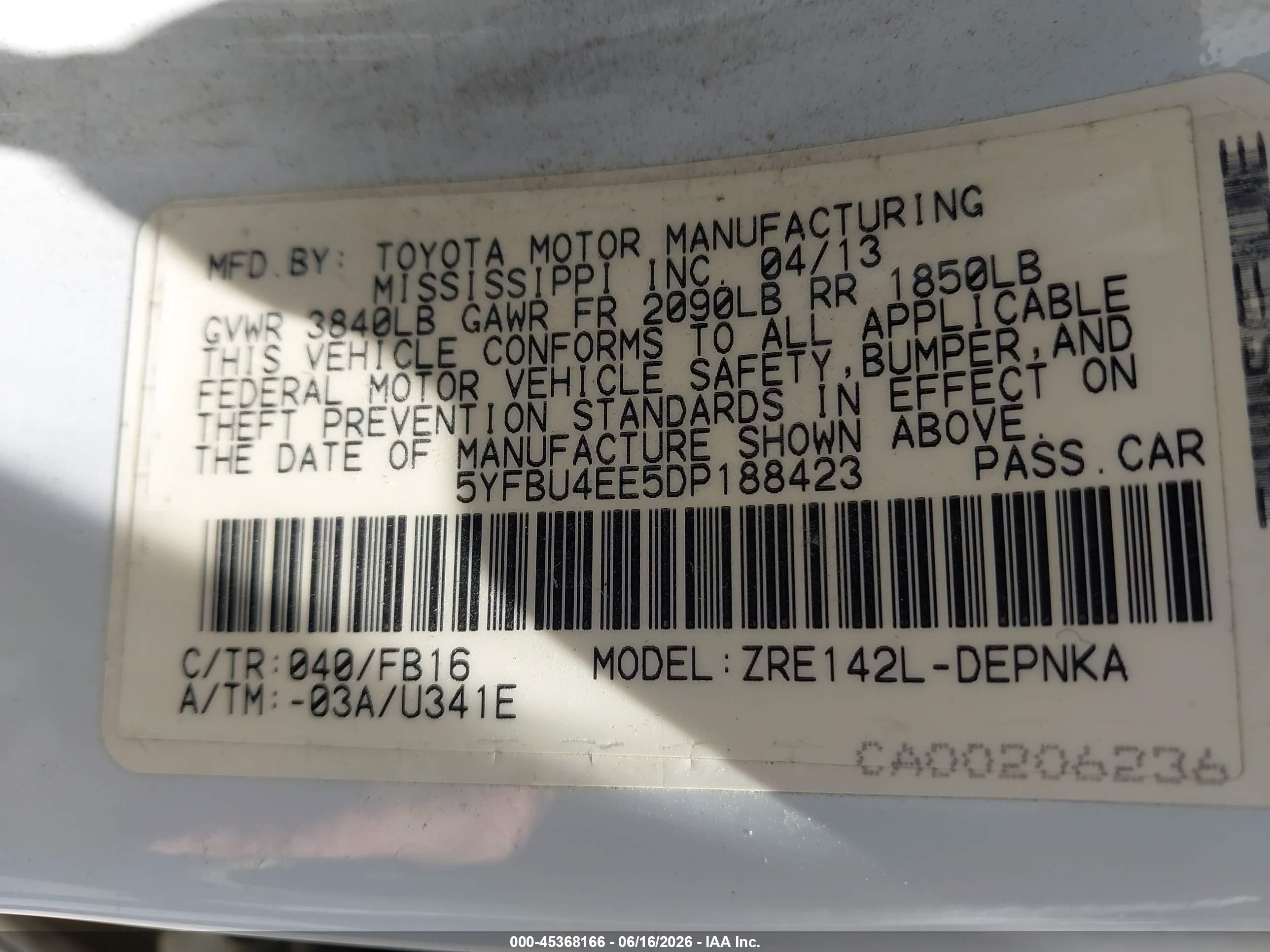 2013 Toyota Corolla Le White vin: 5YFBU4EE5DP188423