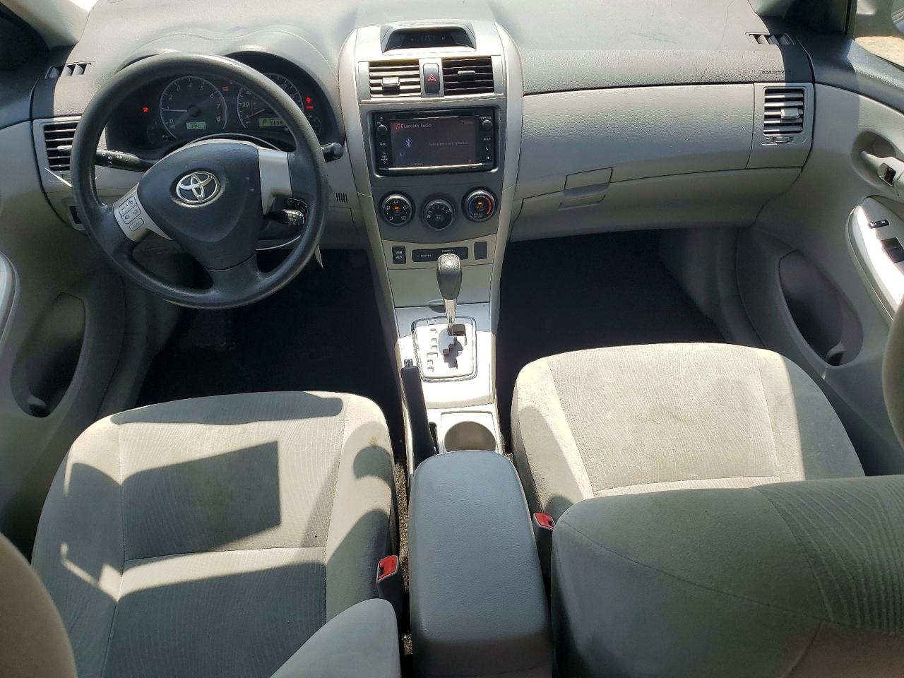 2013 Toyota Corolla Le Blue vin: 5YFBU4EE5DP205317
