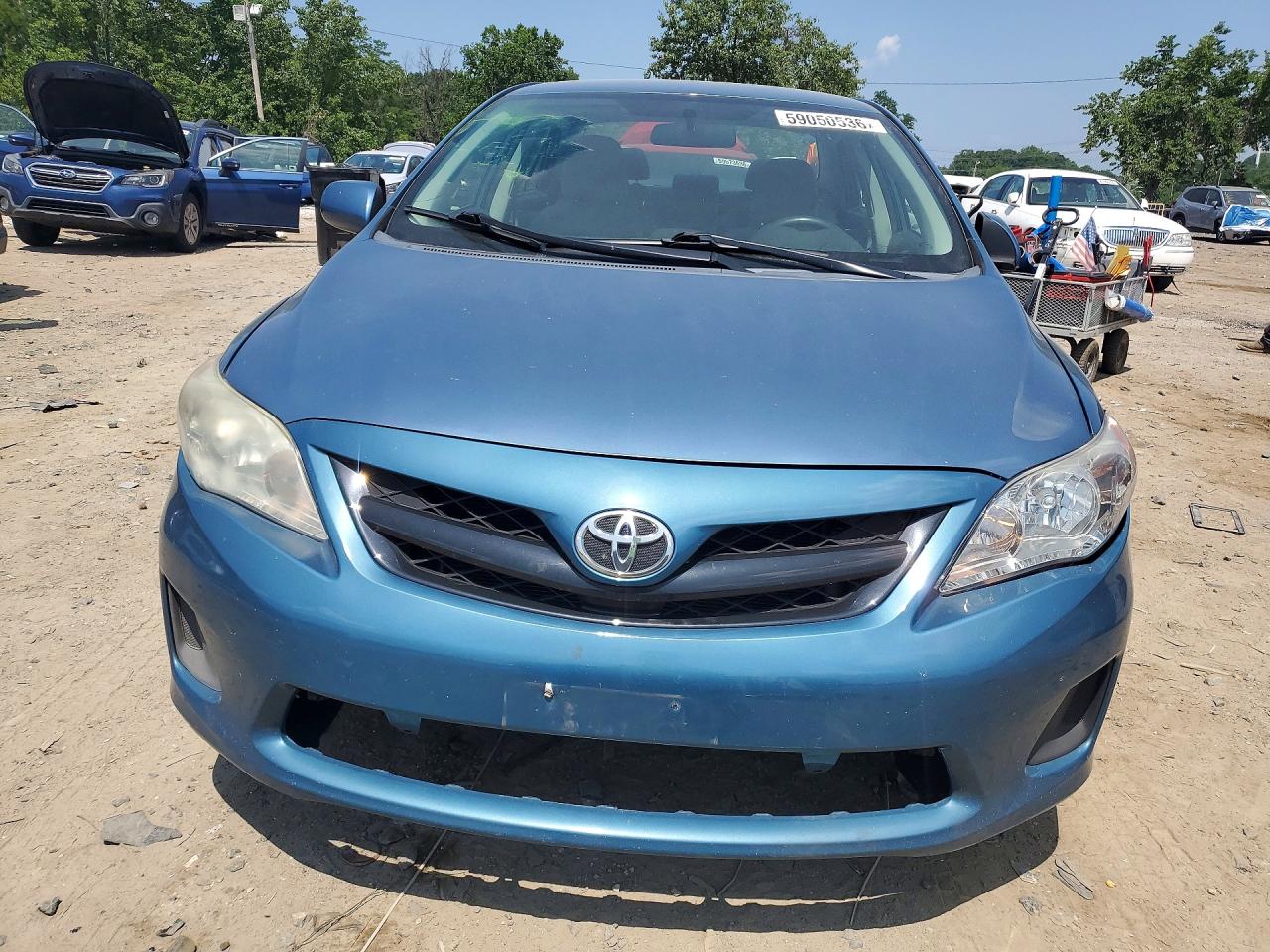 2013 Toyota Corolla Le Blue vin: 5YFBU4EE5DP205317