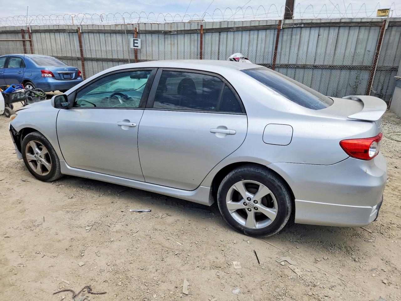 2013 Toyota Corolla S Silver vin: 5YFBU4EE5DP207116
