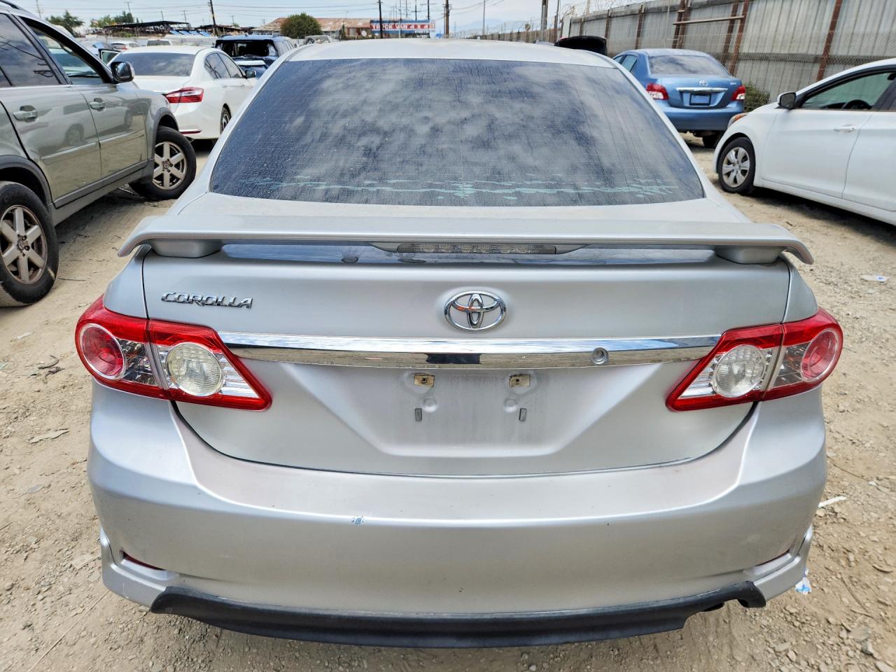 2013 Toyota Corolla S Silver vin: 5YFBU4EE5DP207116