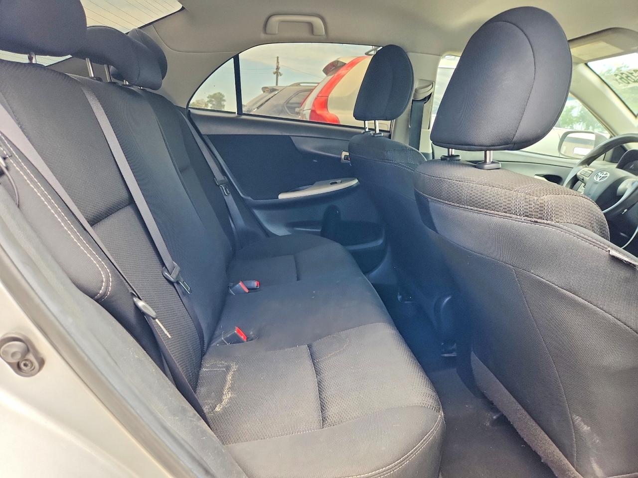 2013 Toyota Corolla S Silver vin: 5YFBU4EE5DP207116