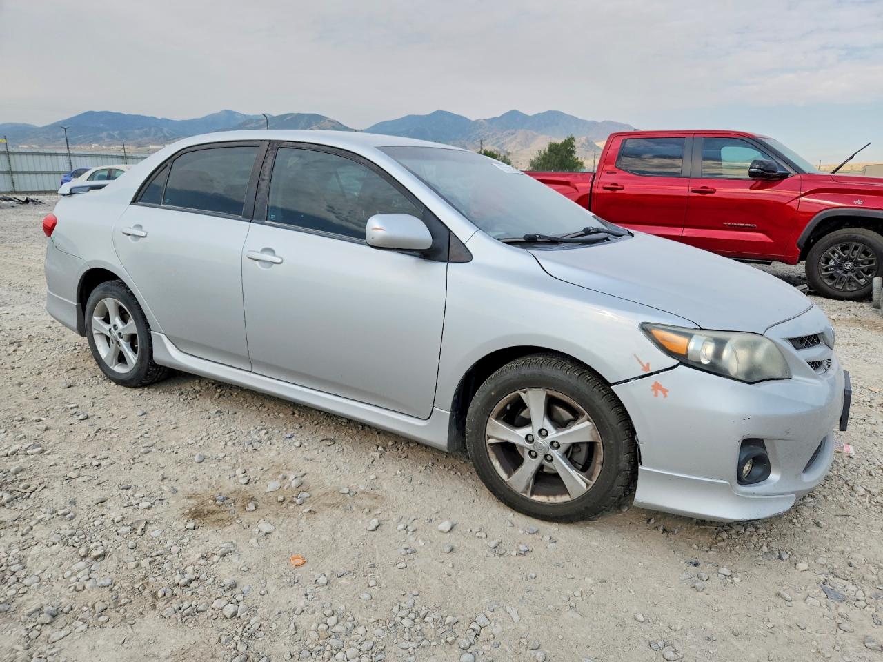 2013 Toyota Corolla S Silver vin: 5YFBU4EE5DP208539