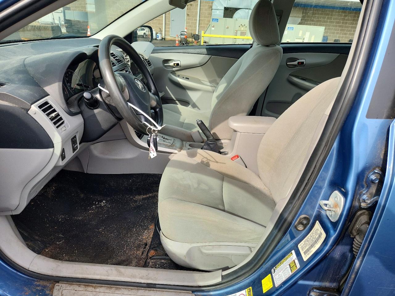 2013 Toyota Corolla Le Blue vin: 5YFBU4EE5DP219038