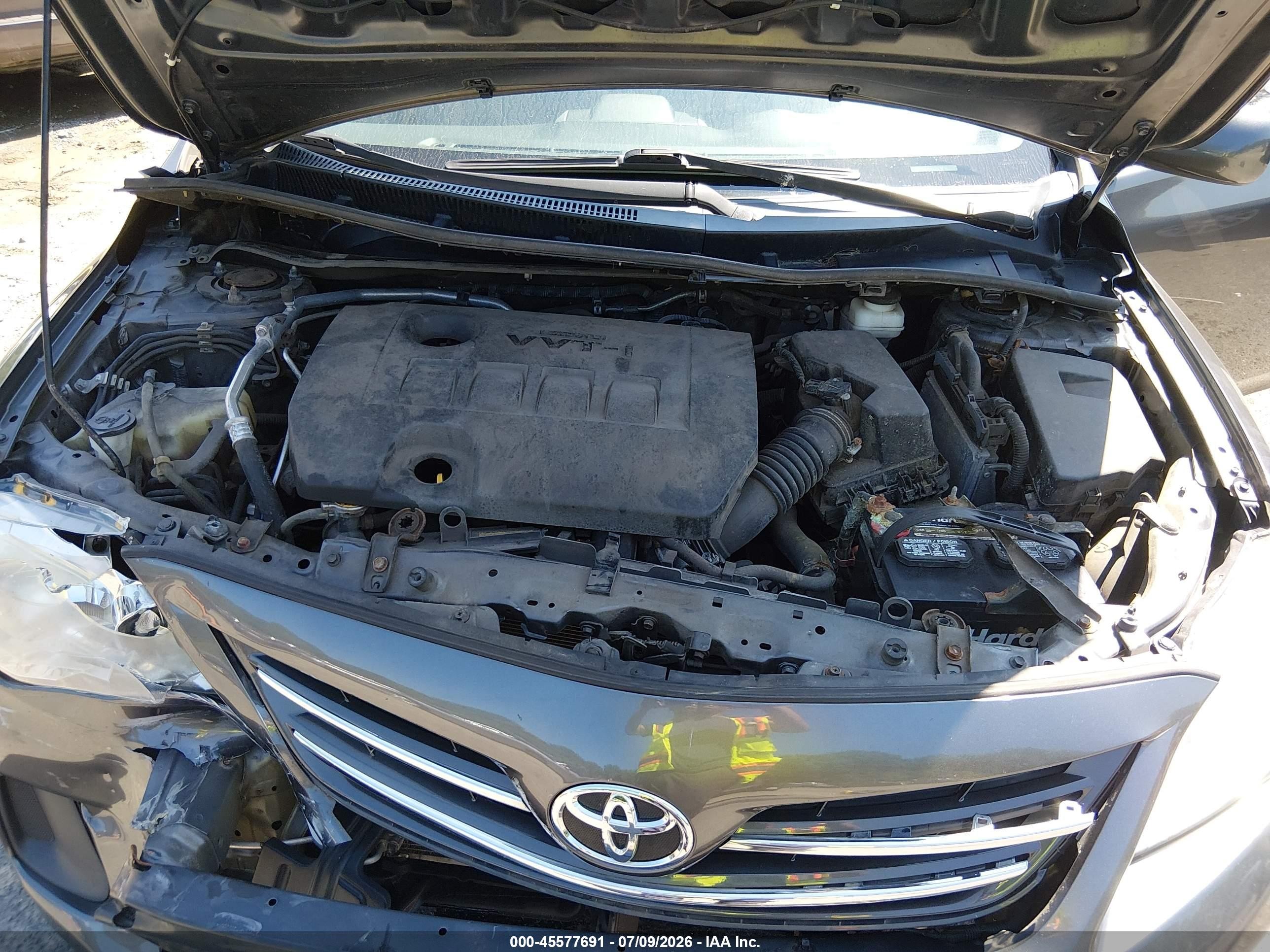 2013 Toyota Corolla Le Gray vin: 5YFBU4EE5DP224630