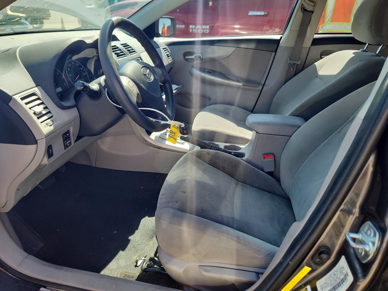 2012 Toyota Corolla Le Gray vin: 5YFBU4EE6CP013483