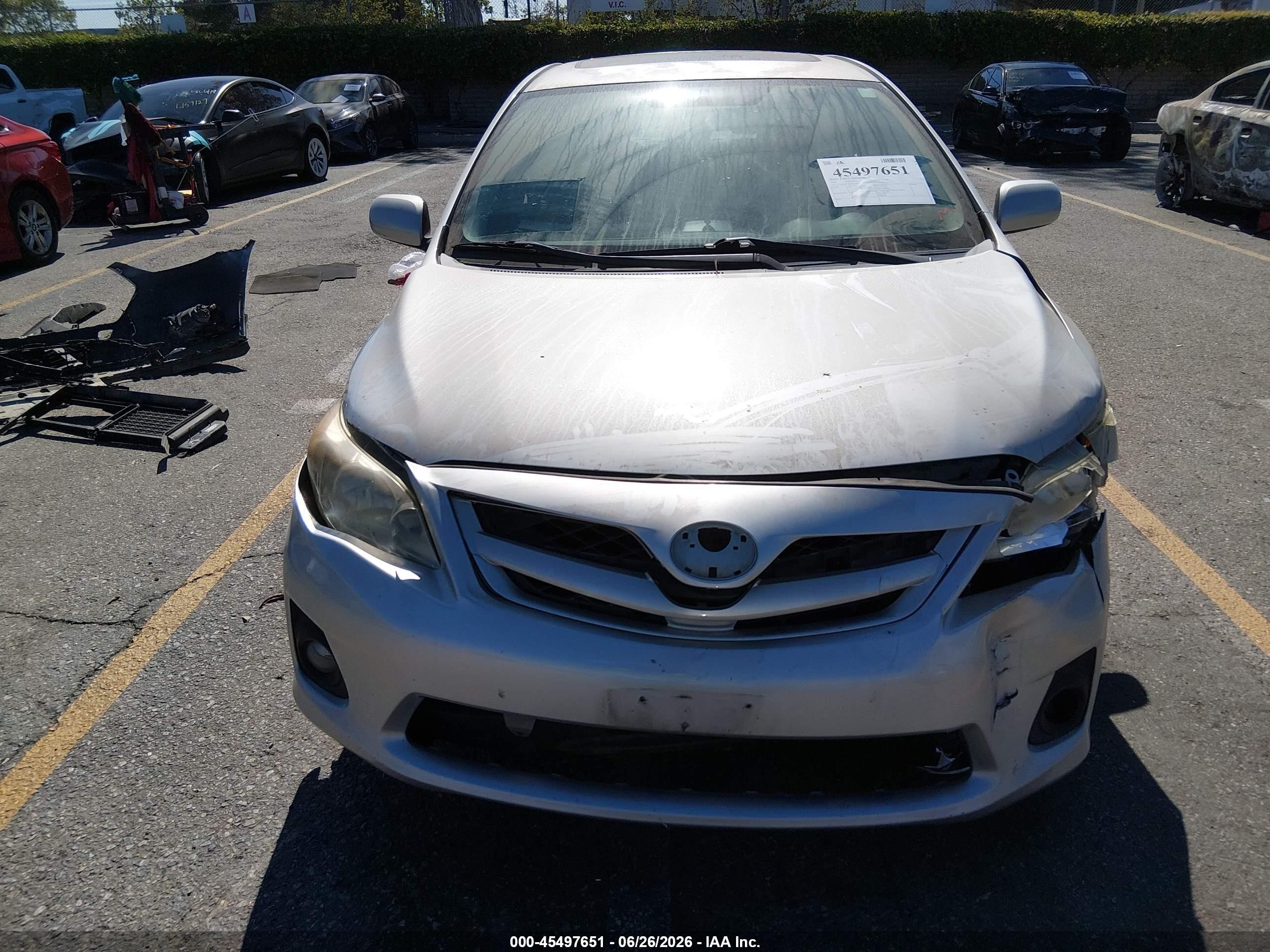 2012 Toyota Corolla Le Silver vin: 5YFBU4EE6CP017520