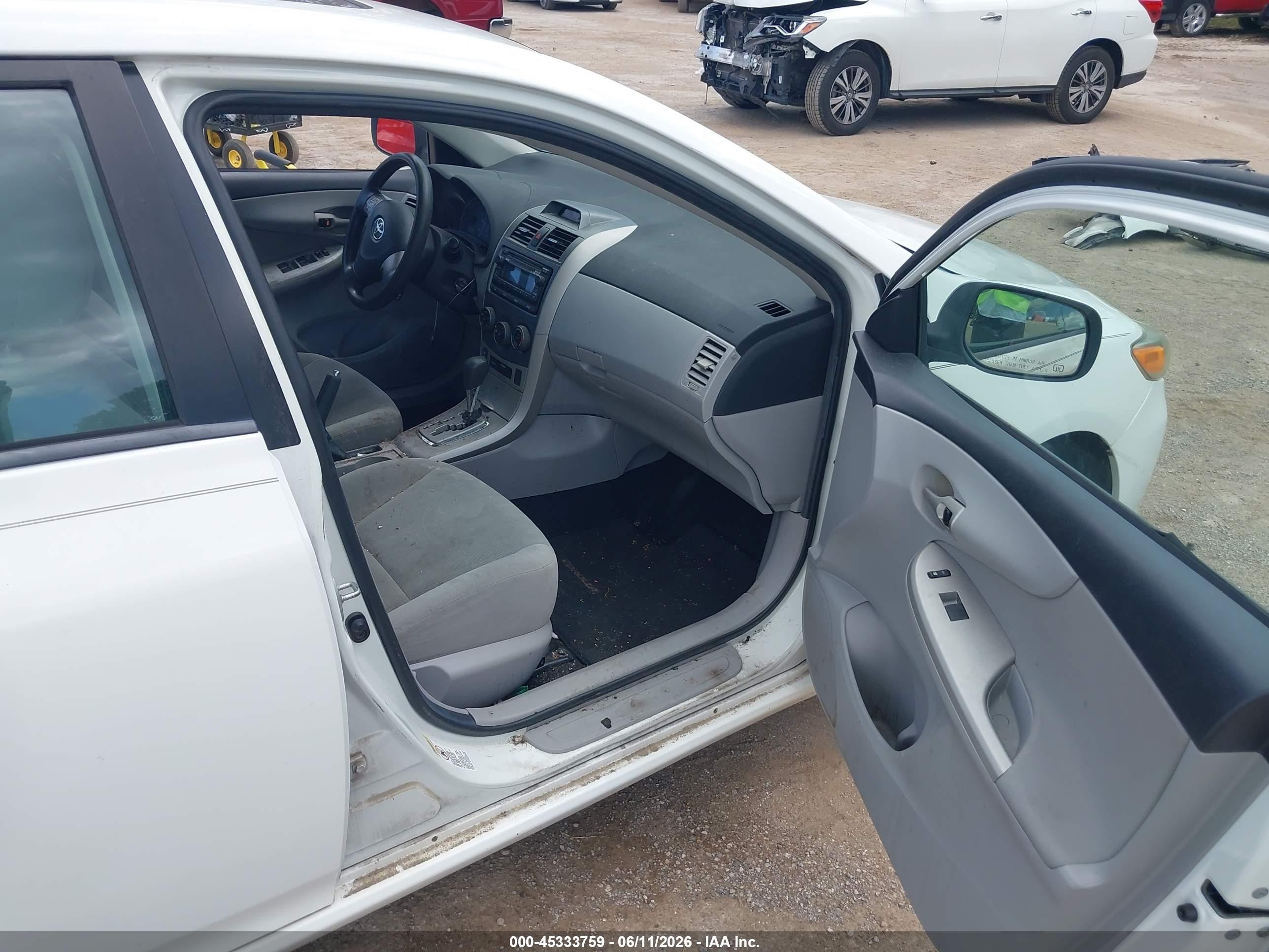 2012 Toyota Corolla Le Белый vin: 5YFBU4EE6CP029540