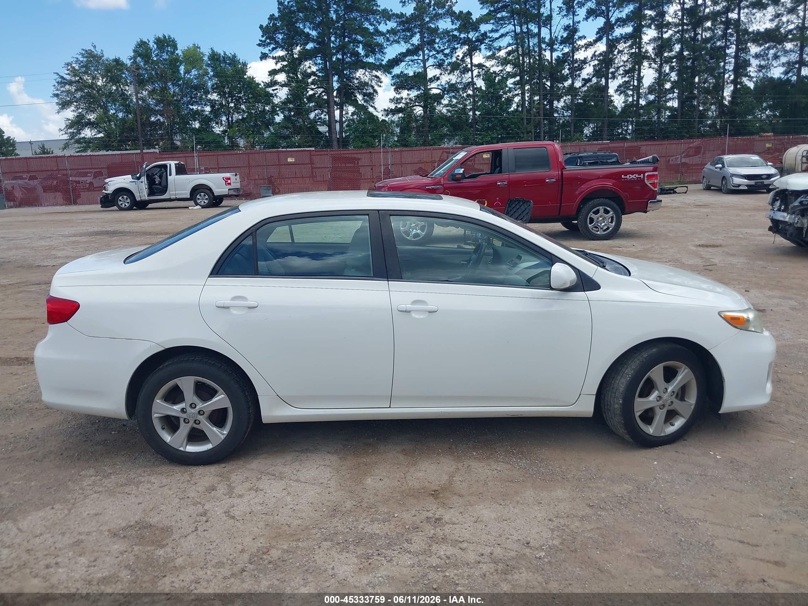 2012 Toyota Corolla Le Белый vin: 5YFBU4EE6CP029540