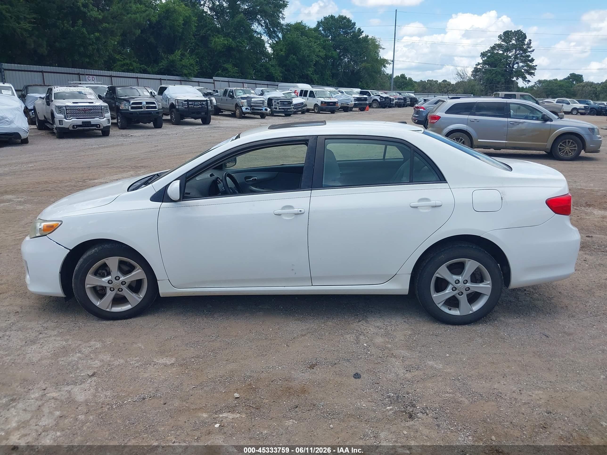 2012 Toyota Corolla Le Белый vin: 5YFBU4EE6CP029540