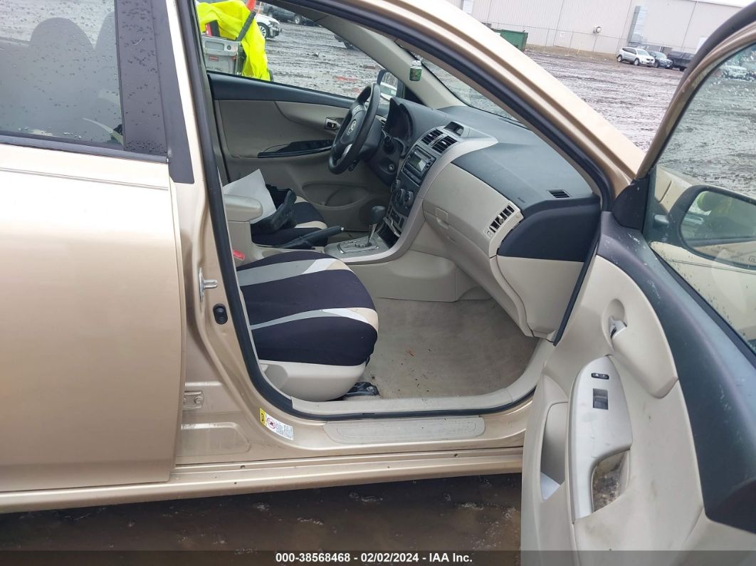 2012 Toyota Corolla Le Gold vin: 5YFBU4EE6CP029974