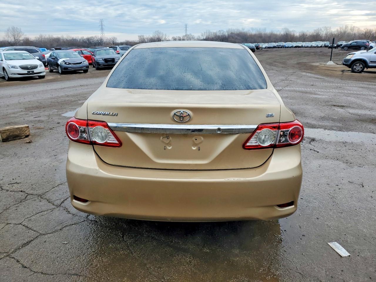 2012 Toyota Corolla Base Gold vin: 5YFBU4EE6CP029974
