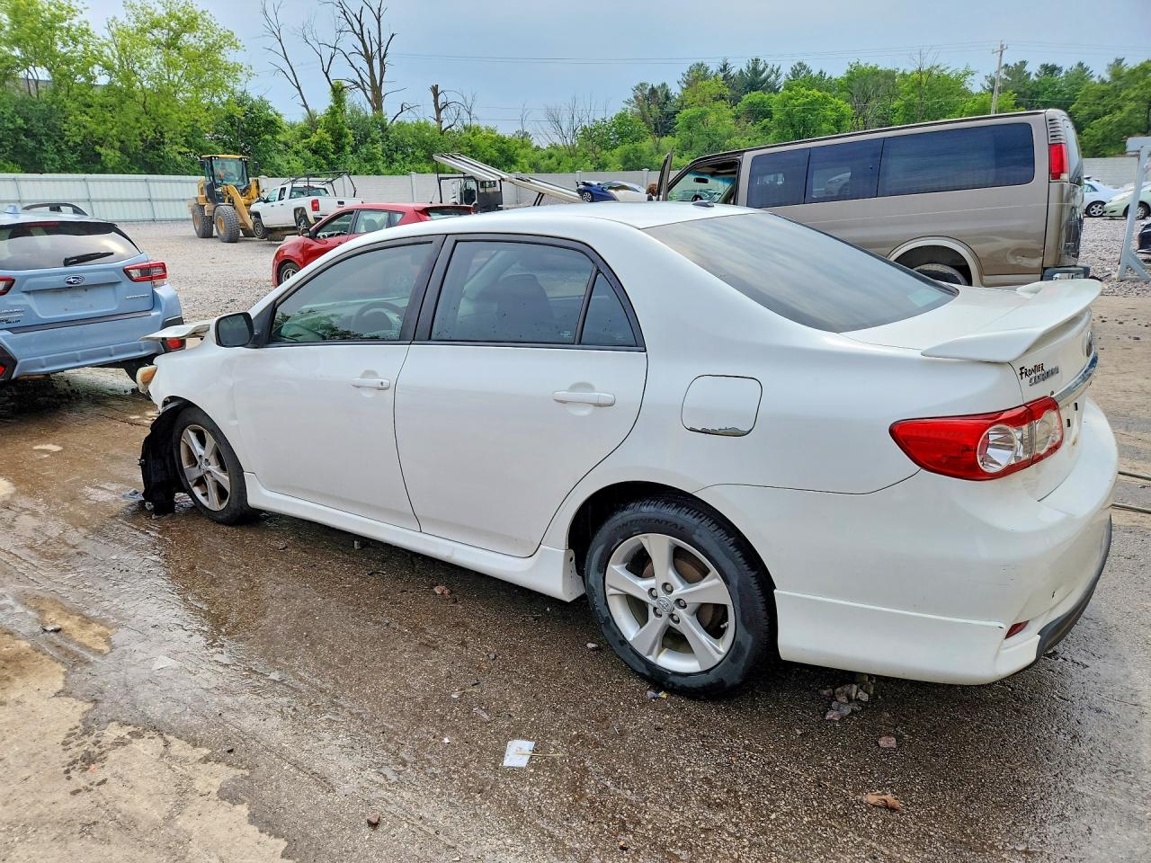 2012 Toyota Corolla S White vin: 5YFBU4EE6CP038058