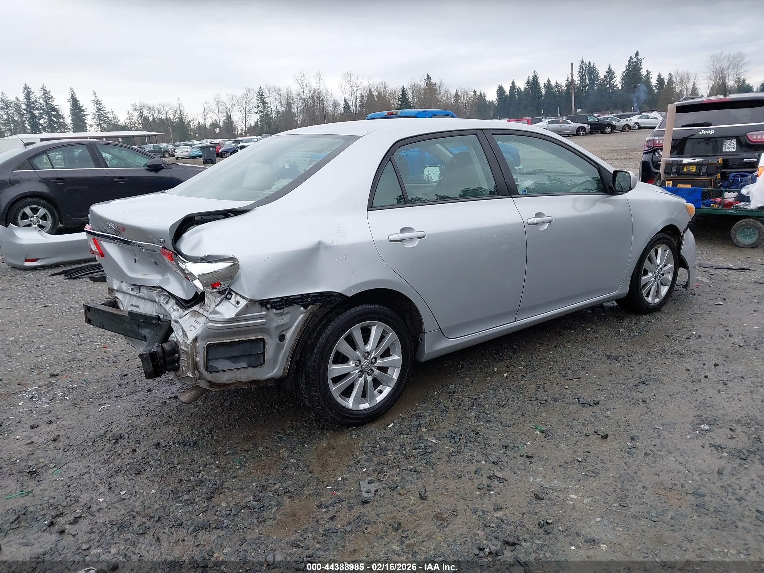 2012 Toyota Corolla Le Silver vin: 5YFBU4EE6CP047729