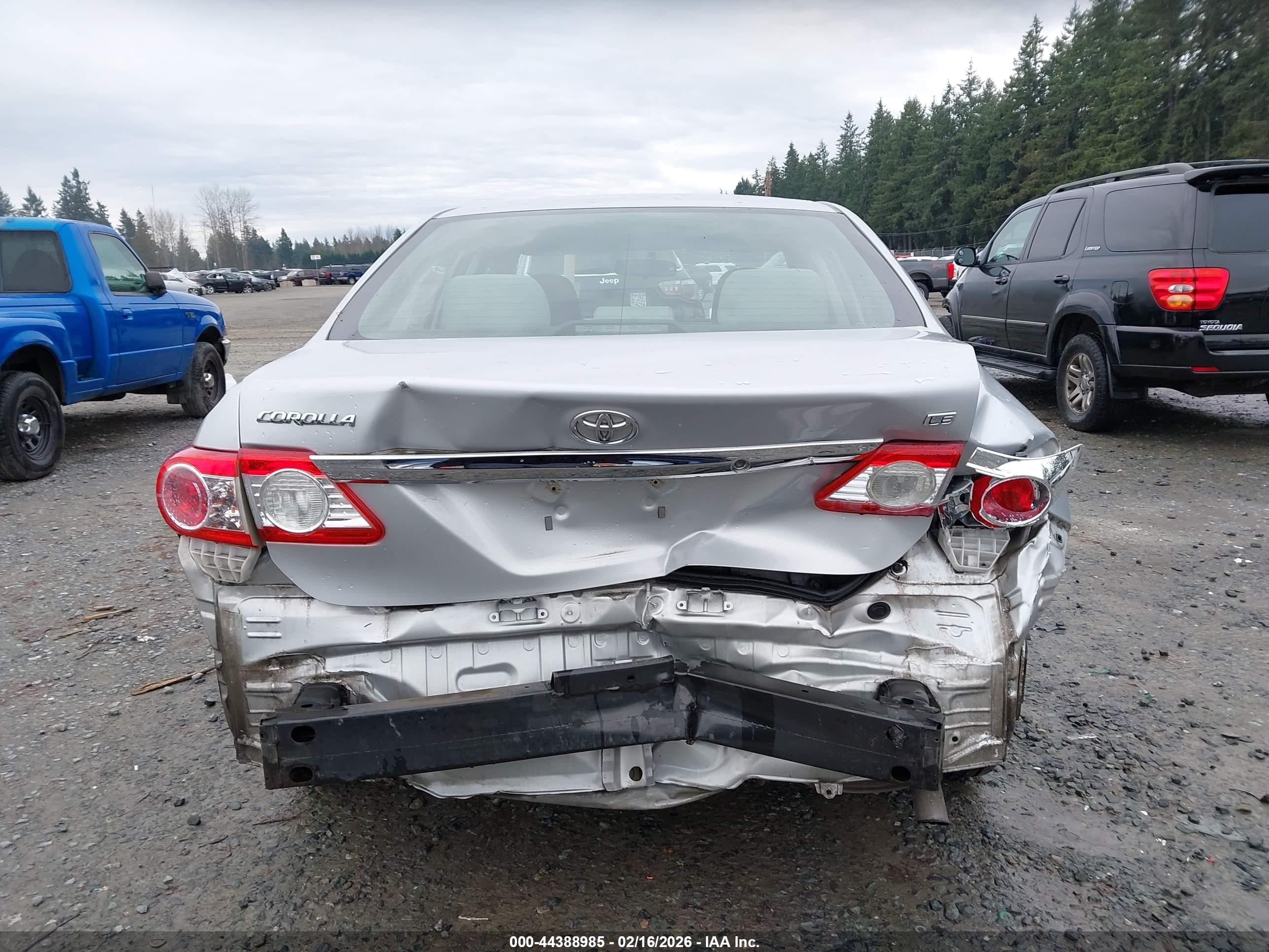 2012 Toyota Corolla Le Silver vin: 5YFBU4EE6CP047729