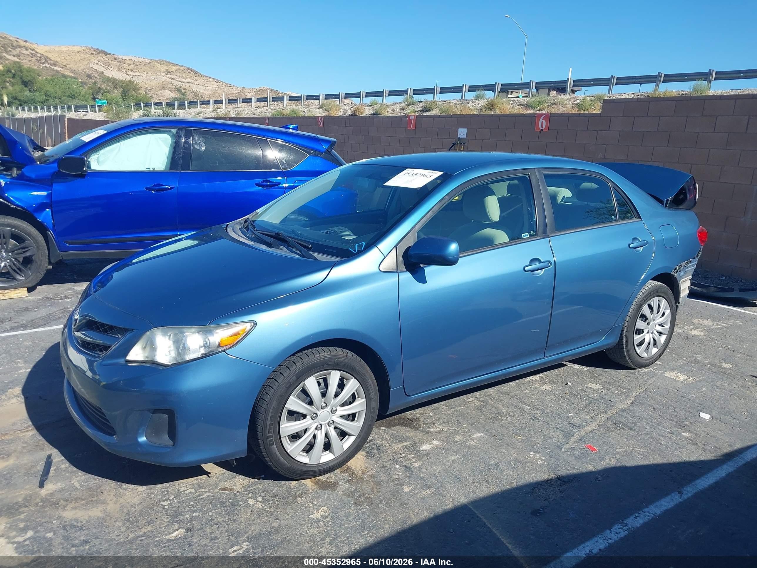 2012 Toyota Corolla Le Blue vin: 5YFBU4EE6CP069262