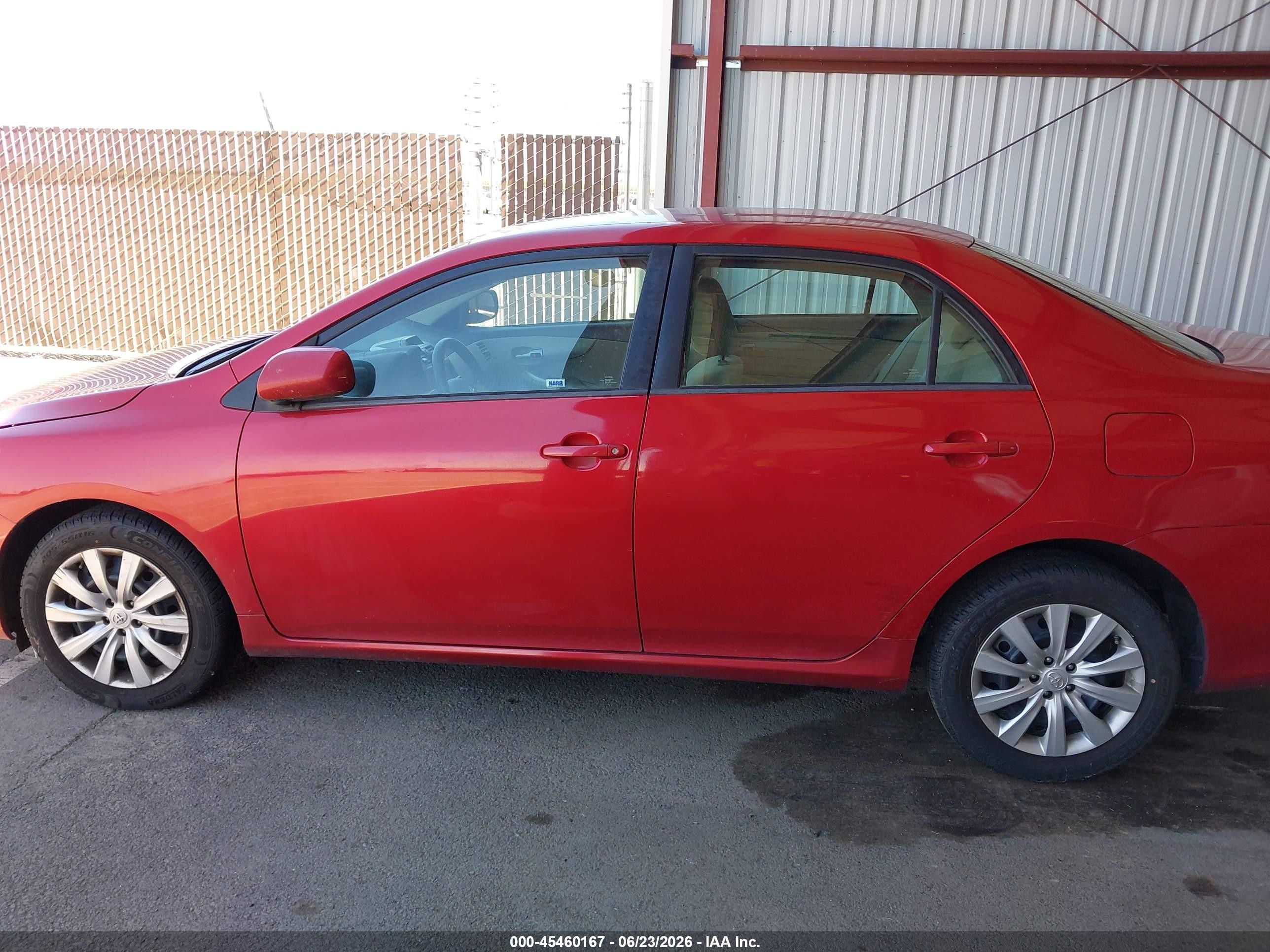 2012 Toyota Corolla Le Red vin: 5YFBU4EE6CP070752