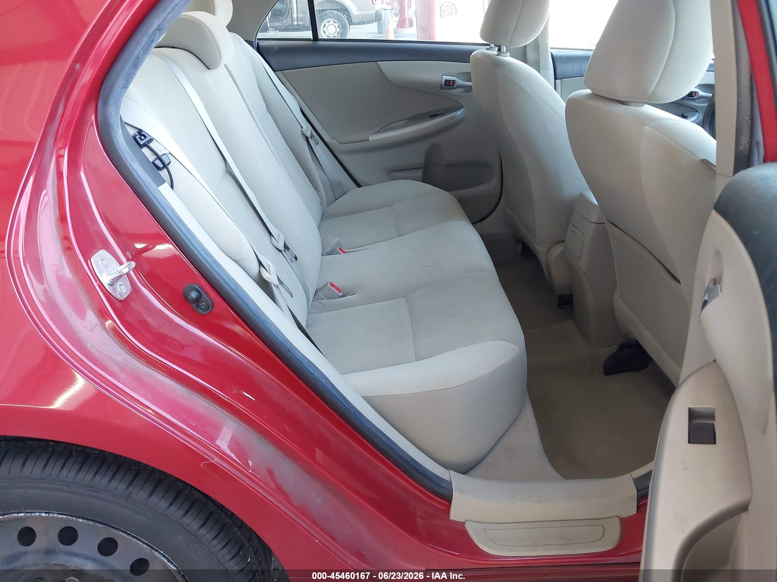 2012 Toyota Corolla Le Red vin: 5YFBU4EE6CP070752
