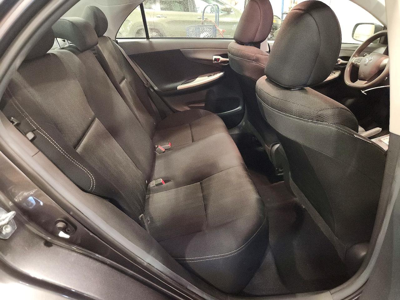 2012 Toyota Corolla S Серый vin: 5YFBU4EE6CP071917