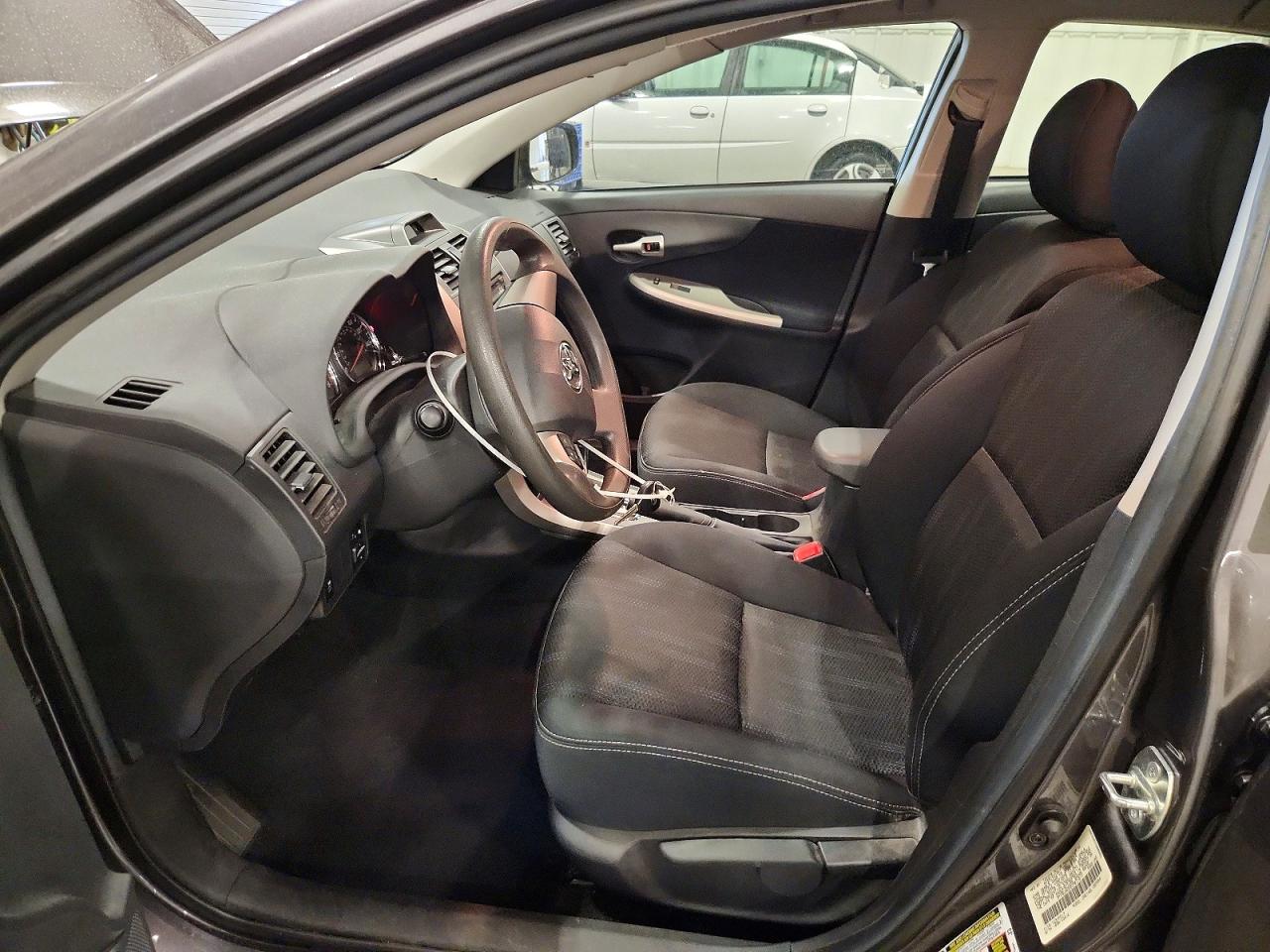2012 Toyota Corolla S Серый vin: 5YFBU4EE6CP071917
