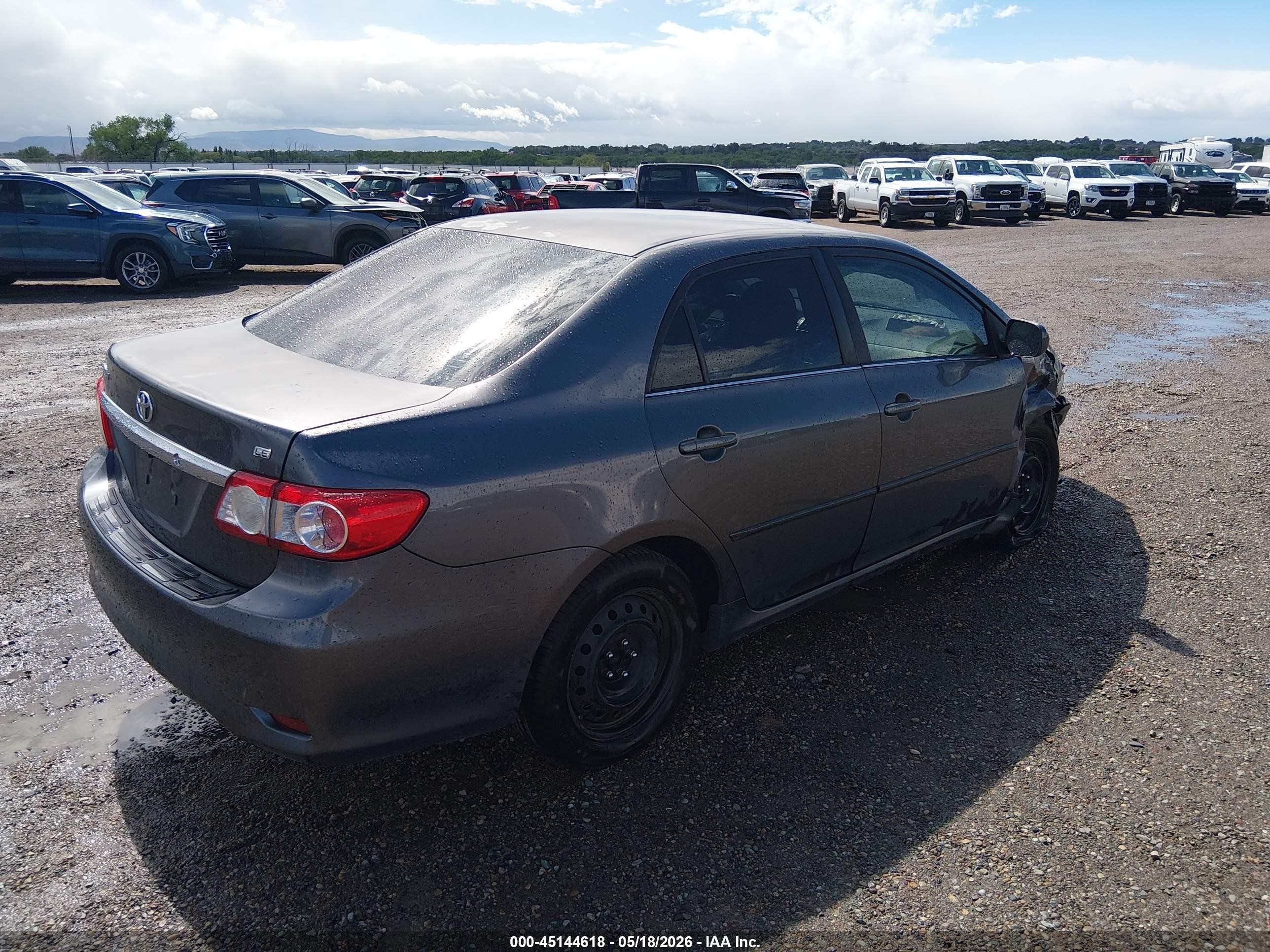 2013 Toyota Corolla Le Gray vin: 5YFBU4EE6DP078500