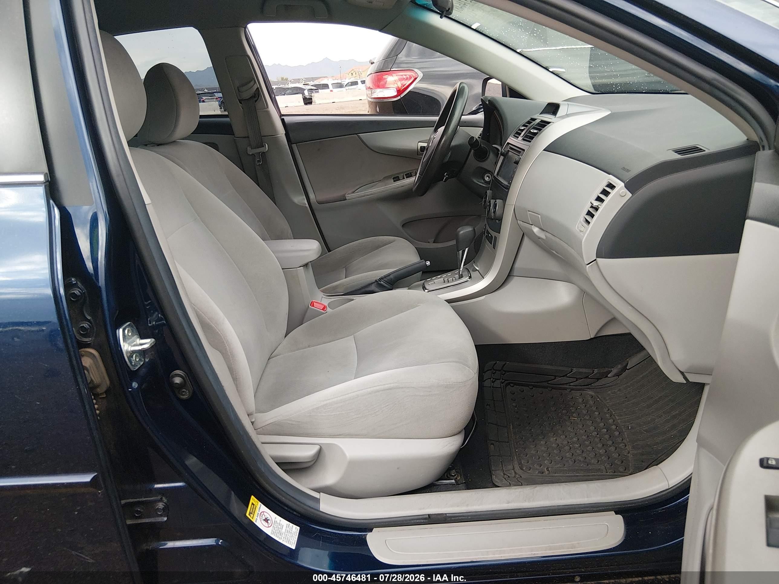 2013 Toyota Corolla Le Blue vin: 5YFBU4EE6DP087326