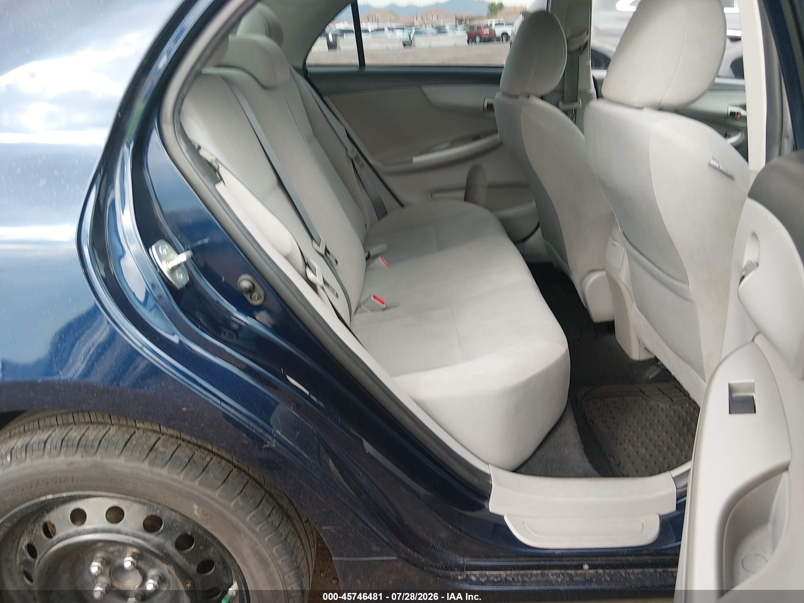 2013 Toyota Corolla Le Blue vin: 5YFBU4EE6DP087326