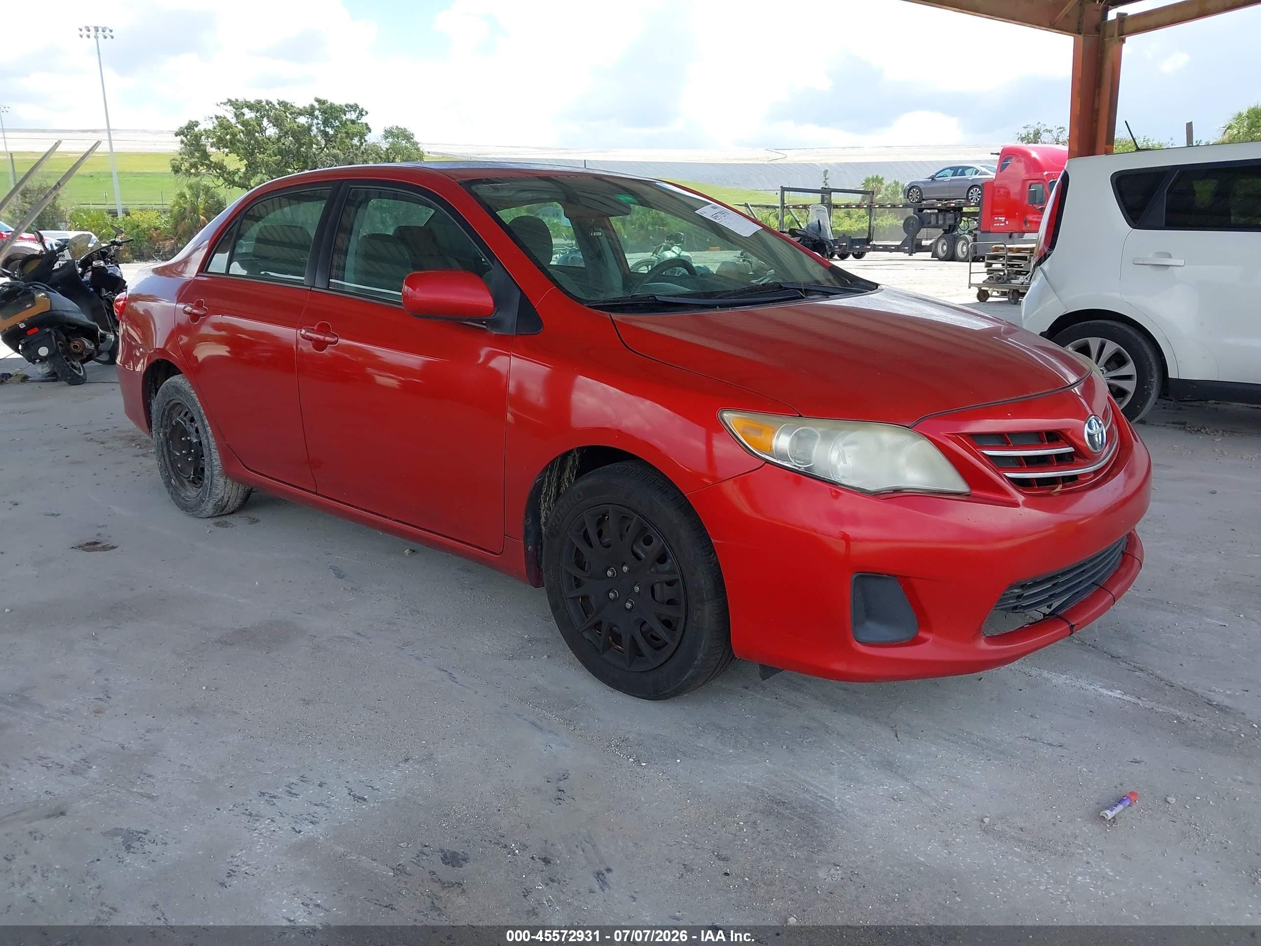 2013 Toyota Corolla Le Red vin: 5YFBU4EE6DP094180