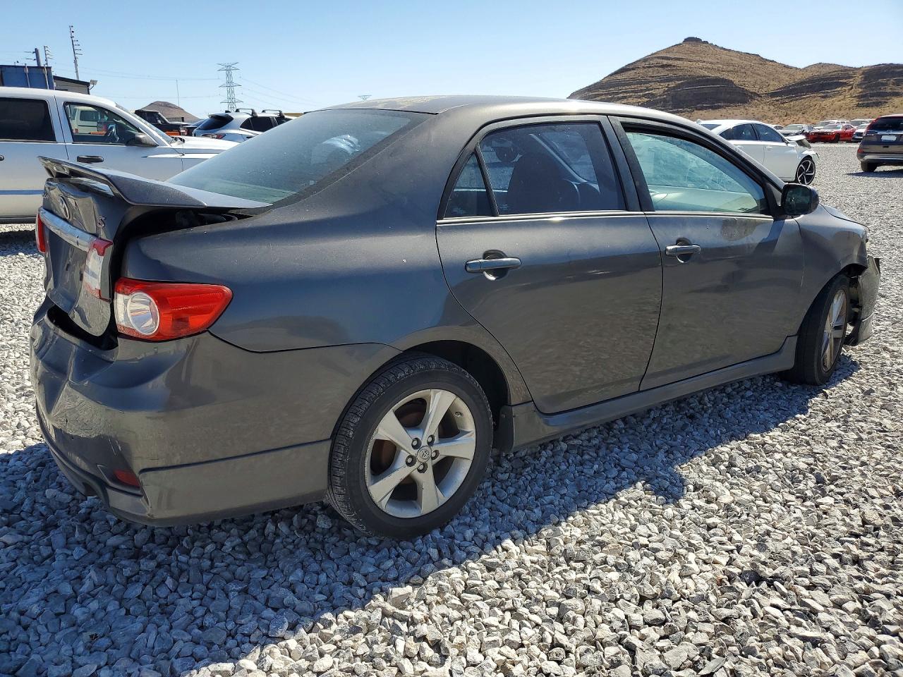 2013 Toyota Corolla S Серый vin: 5YFBU4EE6DP097922