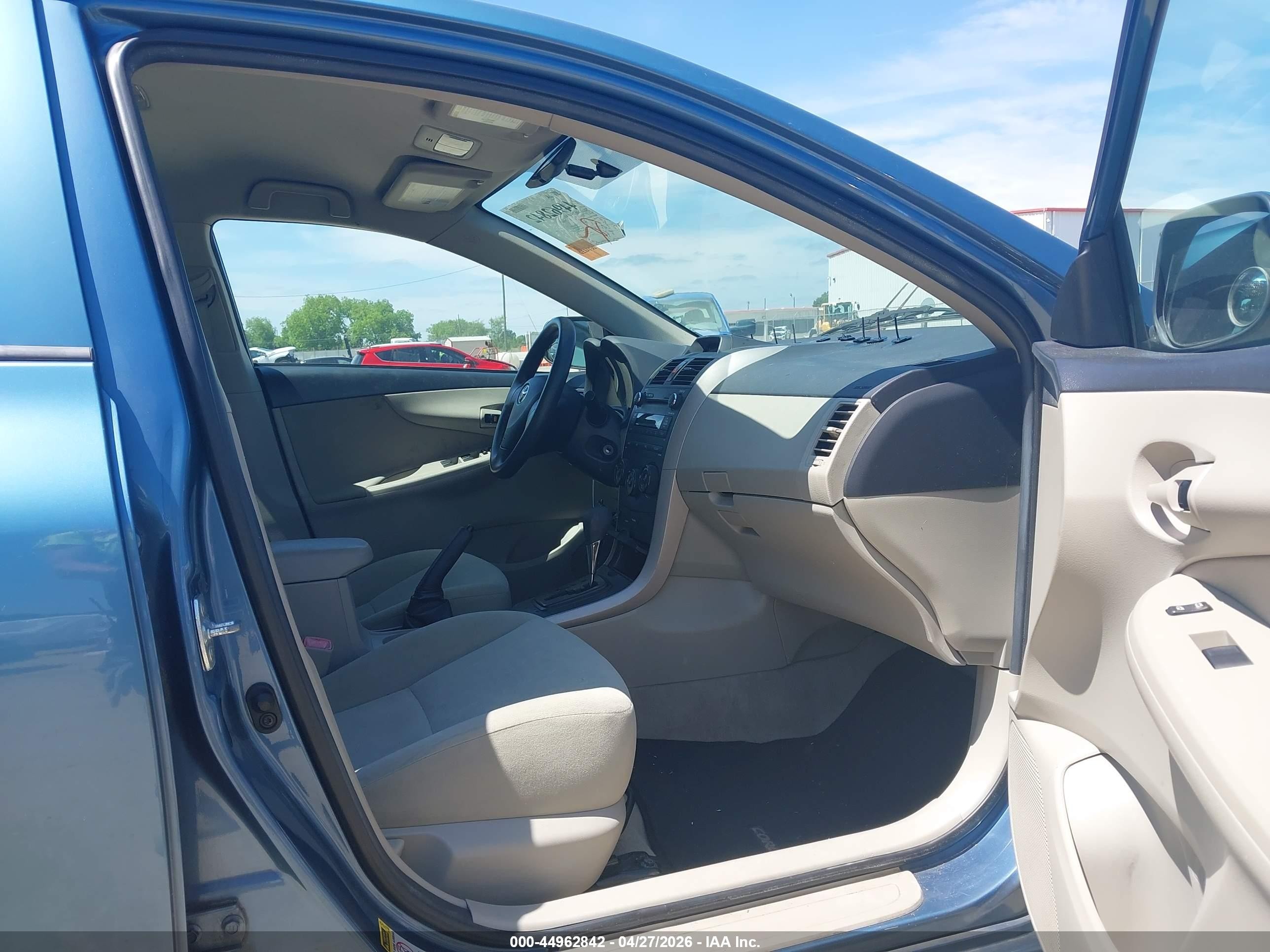 2013 Toyota Corolla L Blue vin: 5YFBU4EE6DP114234