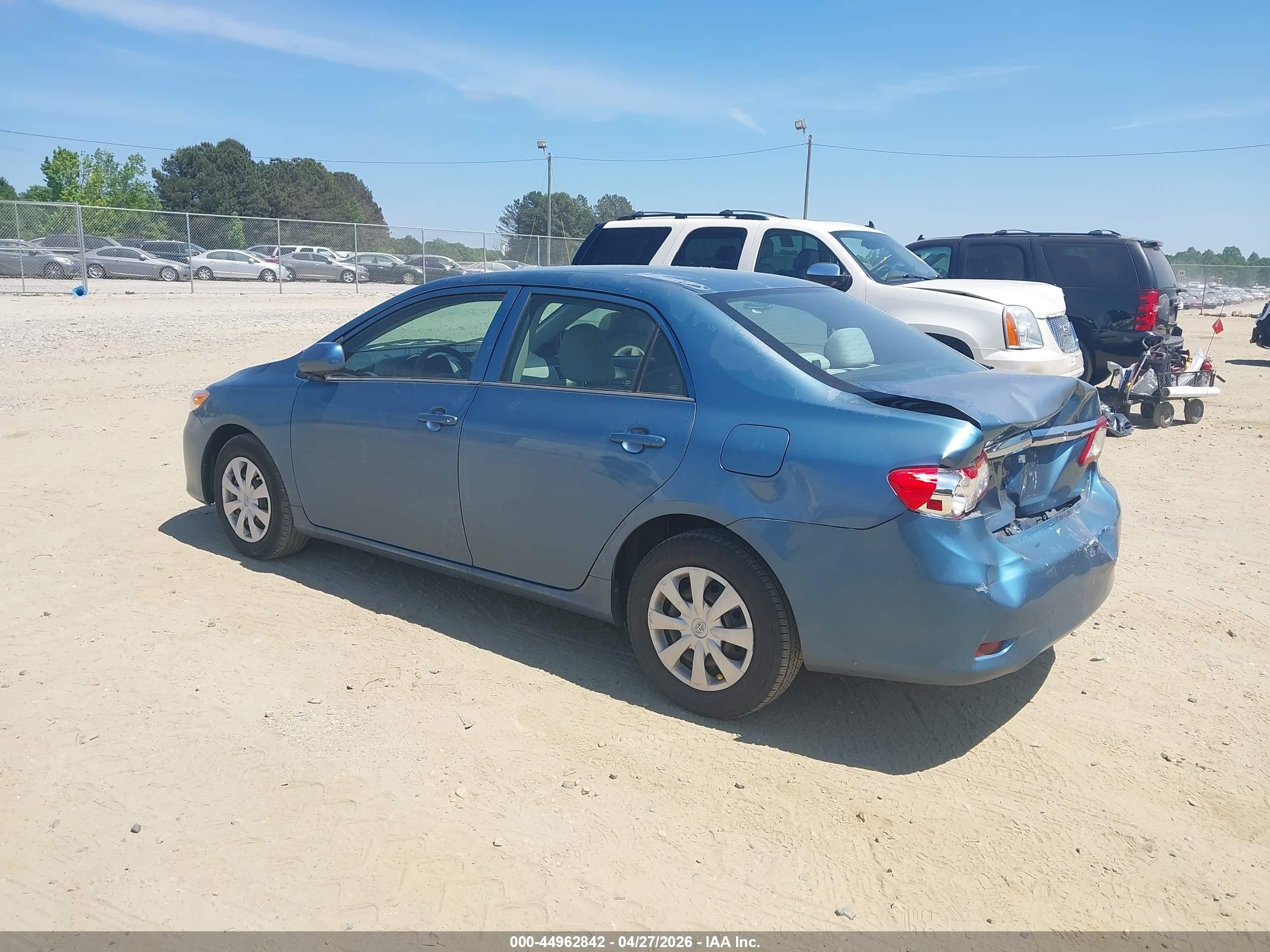 2013 Toyota Corolla L Blue vin: 5YFBU4EE6DP114234