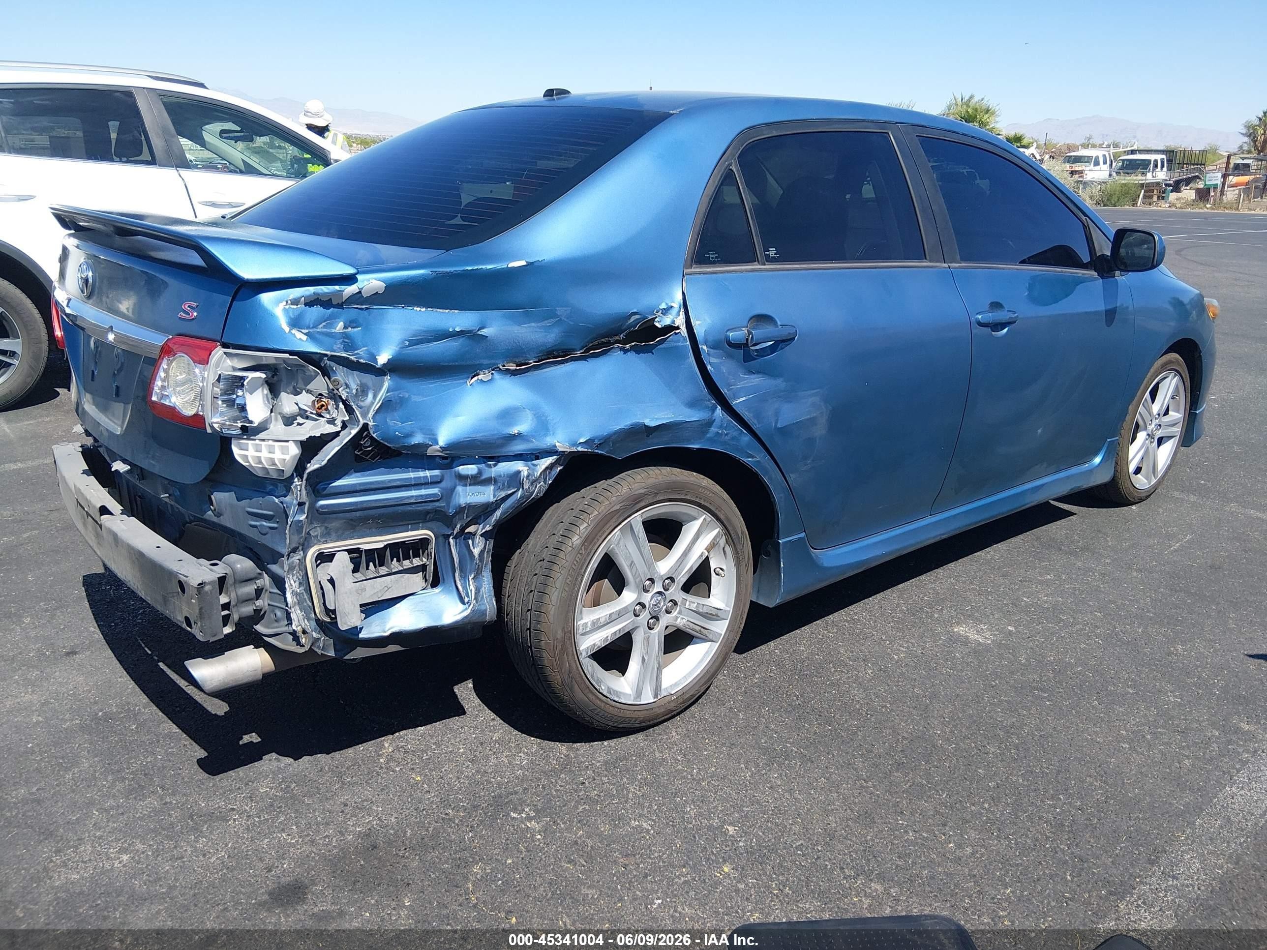 2013 Toyota Corolla S Blue vin: 5YFBU4EE6DP115125