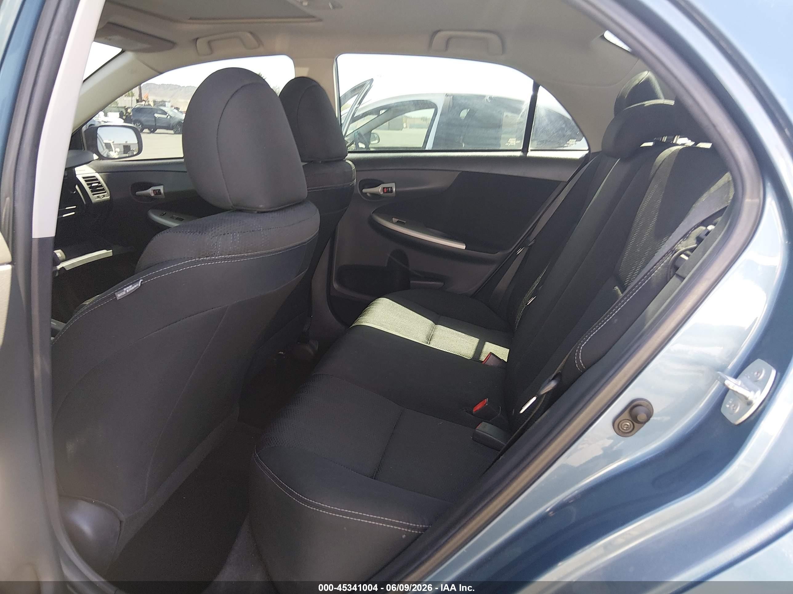2013 Toyota Corolla S Blue vin: 5YFBU4EE6DP115125