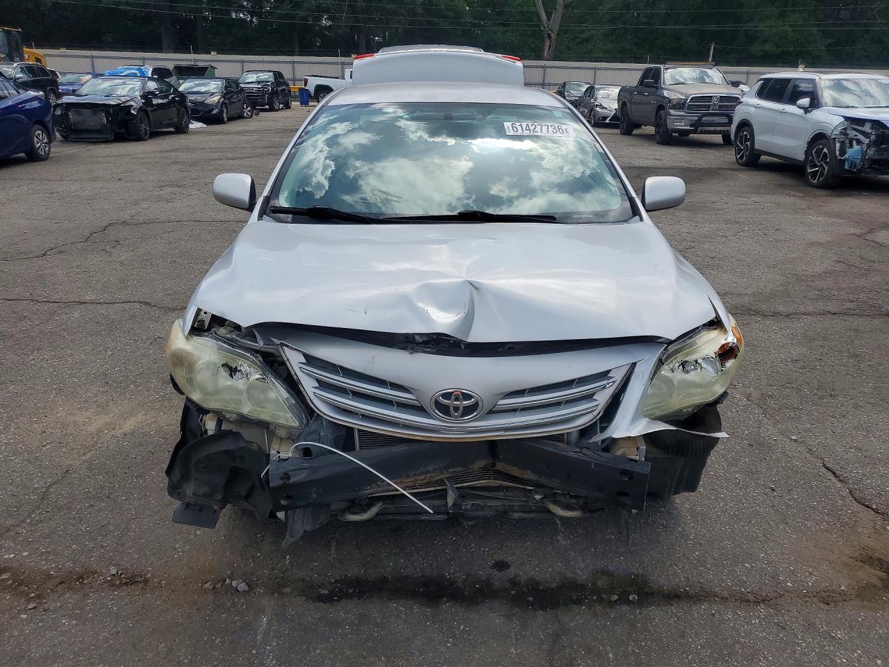 2013 Toyota Corolla Le Серебряный vin: 5YFBU4EE6DP116212