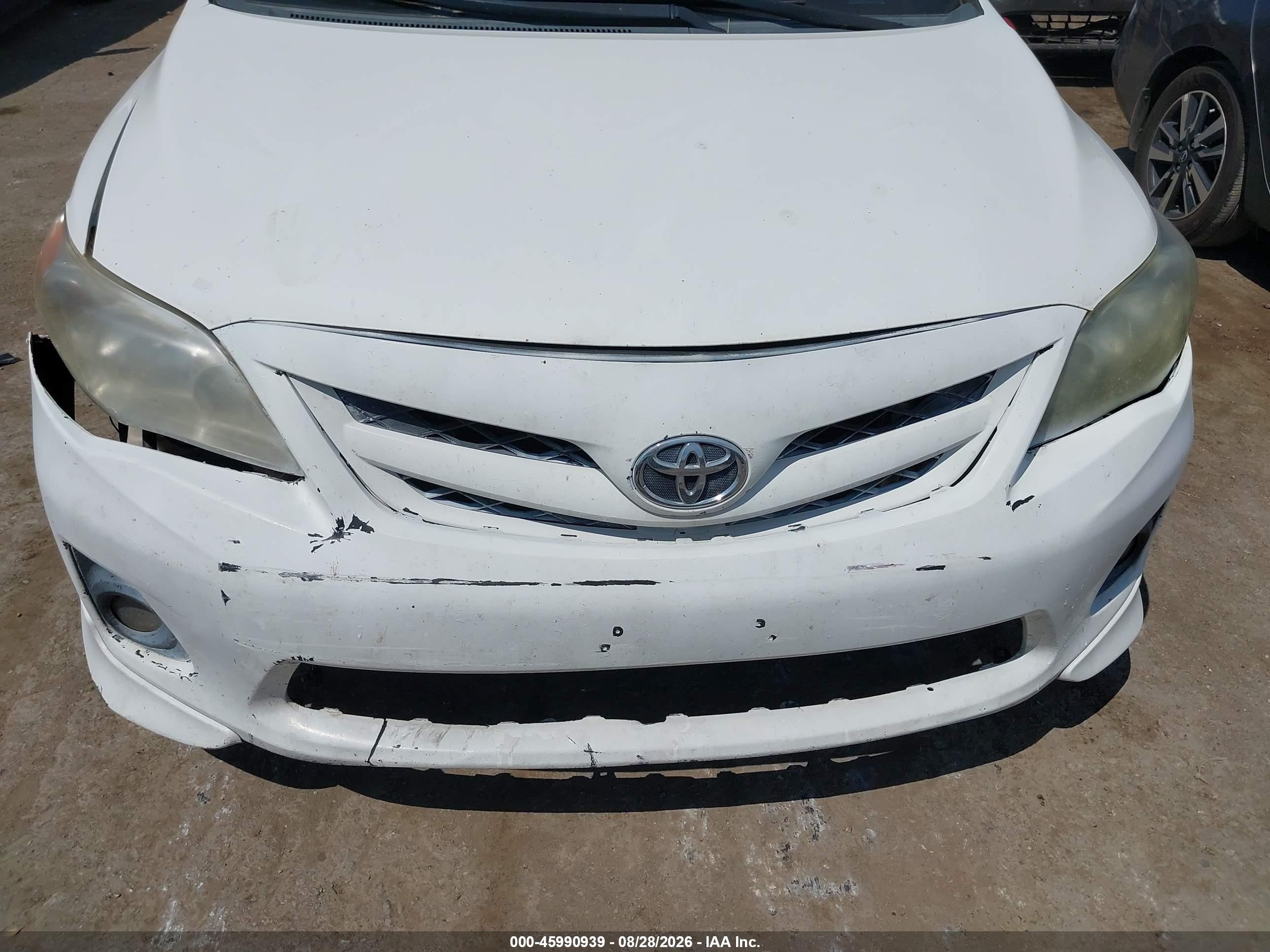 2013 Toyota Corolla S White vin: 5YFBU4EE6DP117229