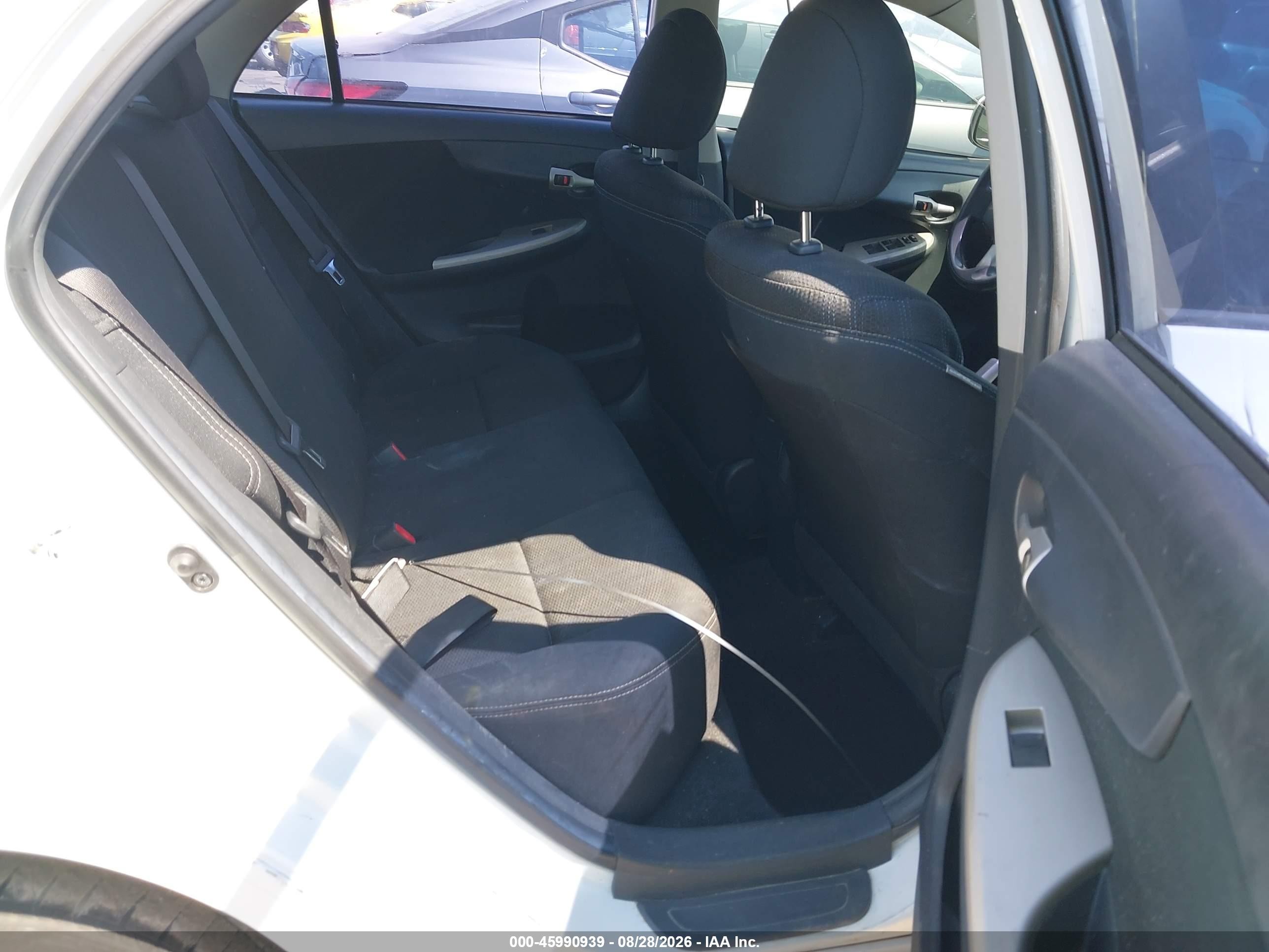 2013 Toyota Corolla S White vin: 5YFBU4EE6DP117229
