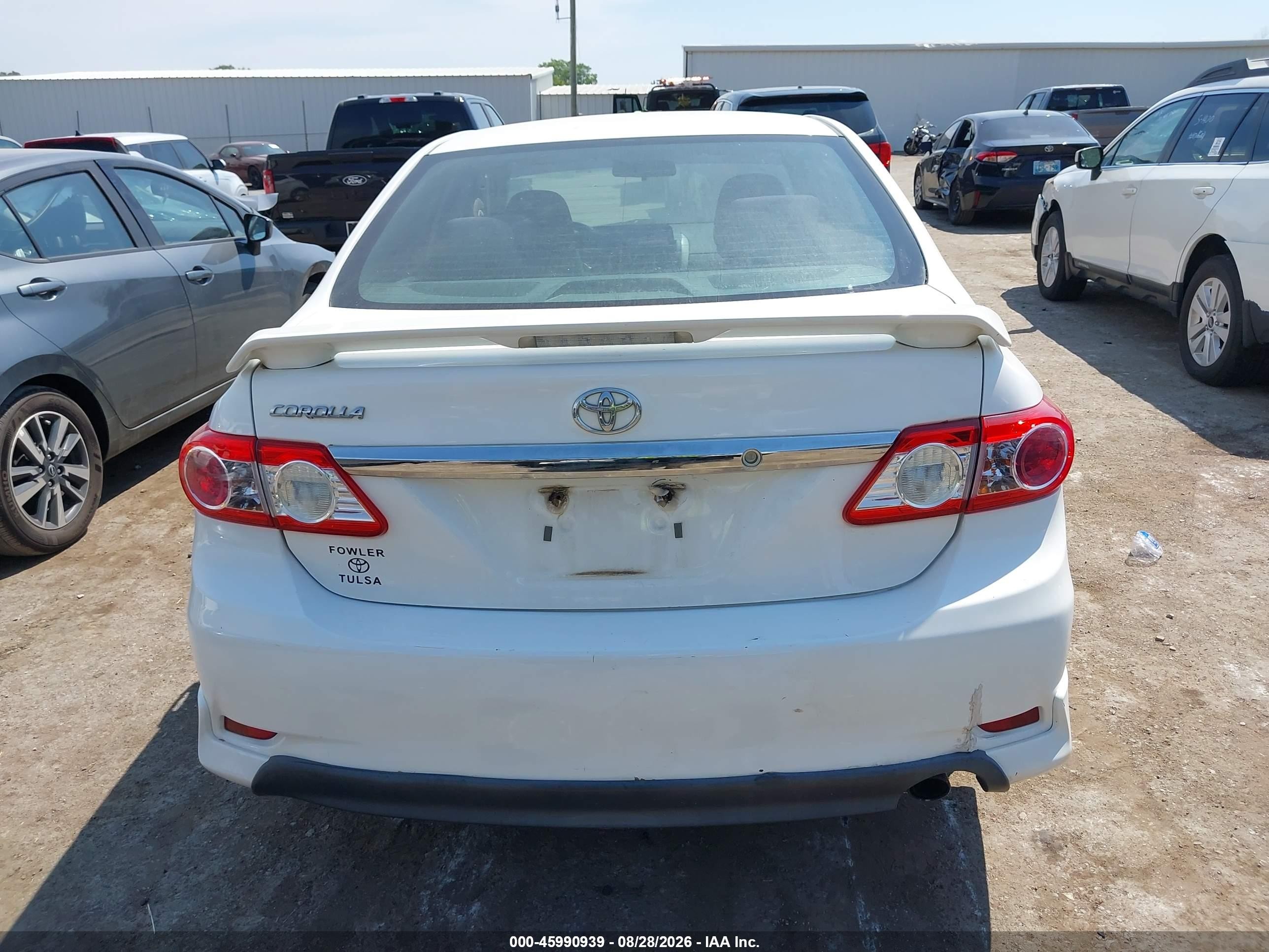 2013 Toyota Corolla S White vin: 5YFBU4EE6DP117229
